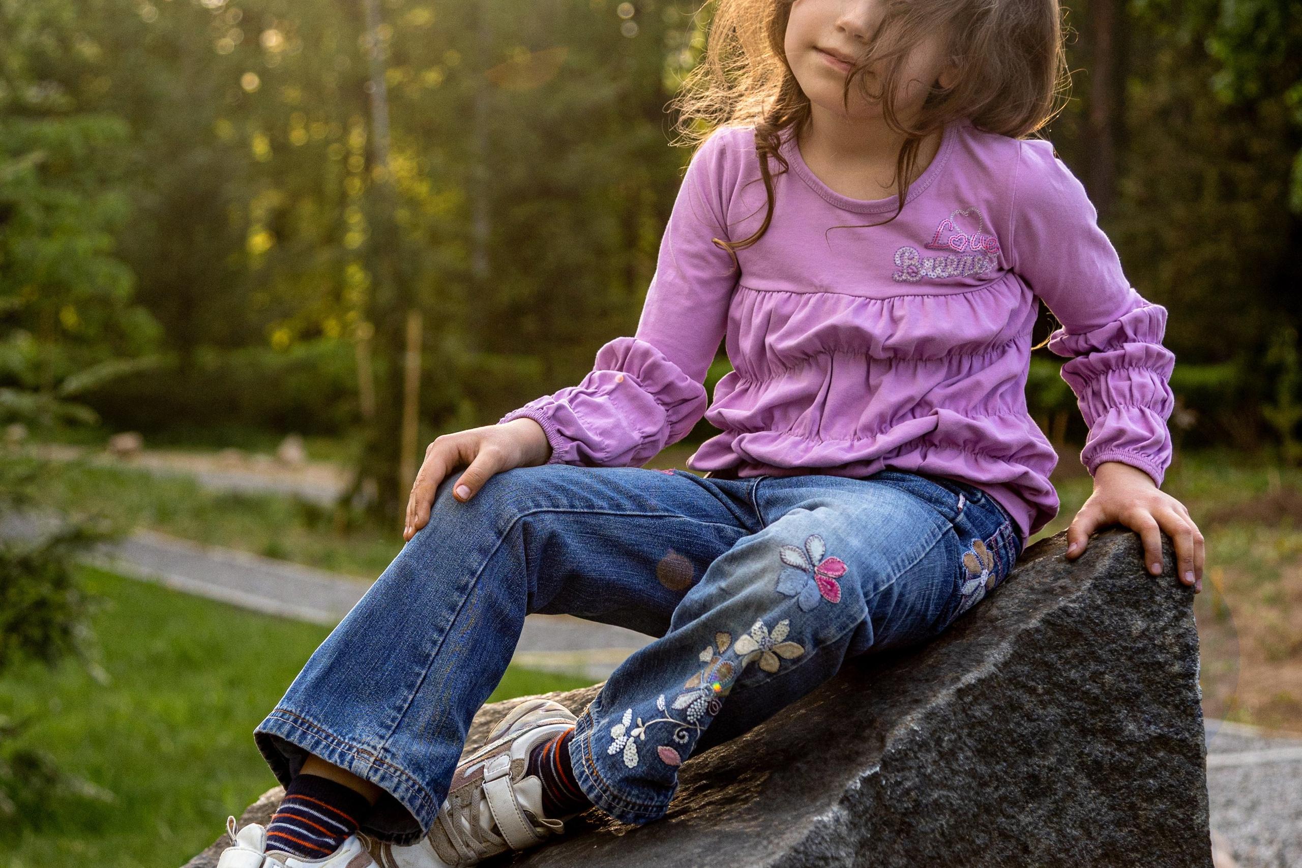 Алеся с дочками. Профессиональный интерьерный и репортажный фотограф Минск и РБ. Максим Орлов