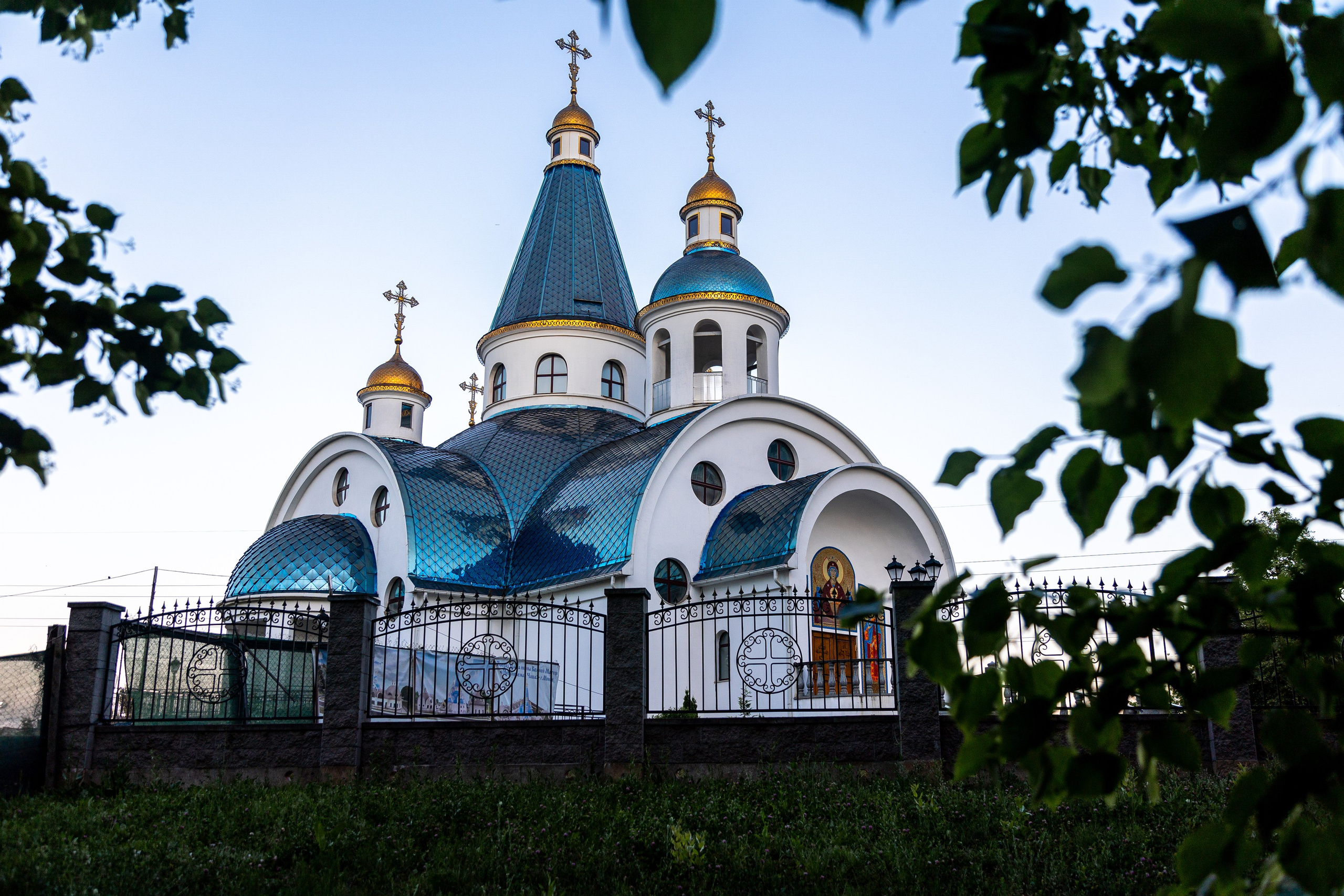 Православный приход иконы божьей матери «Неупиваемая чаша». Профессиональный интерьерный и репортажный фотограф Минск и РБ. Максим Орлов