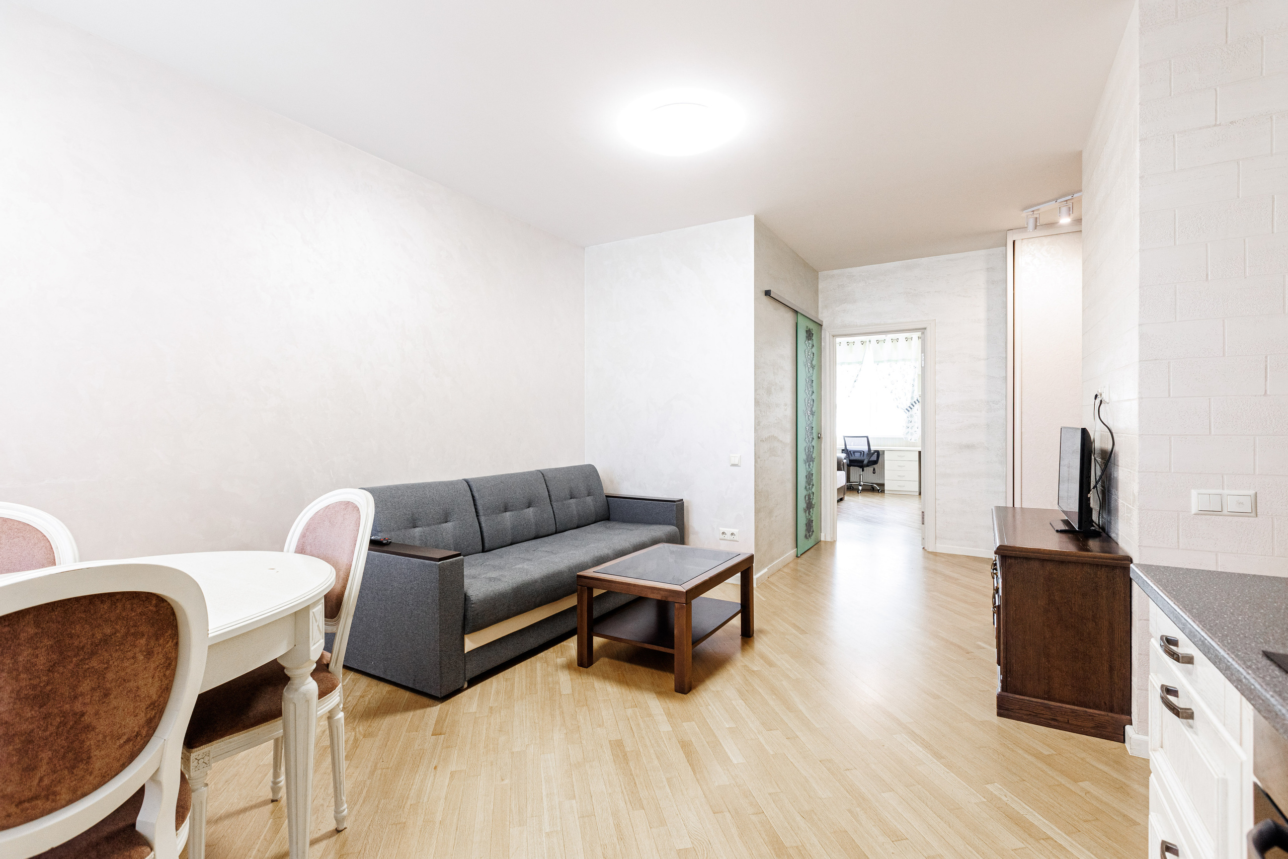 На Неманской. Профессиональный интерьерный и репортажный фотограф Минск и РБ. Максим Орлов