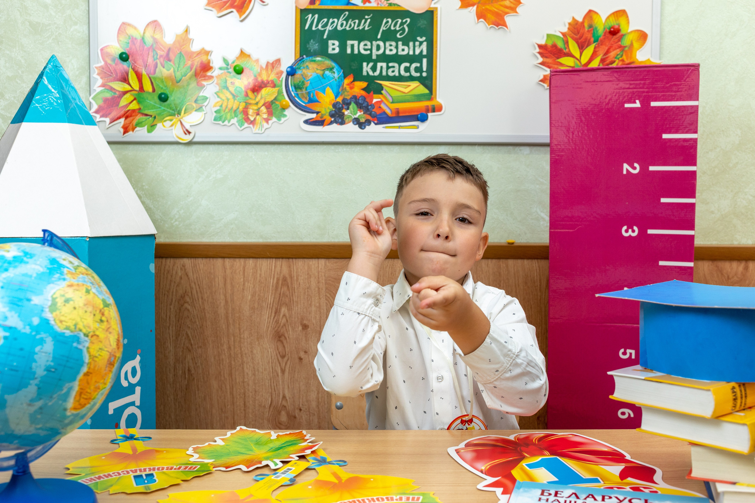 Линейка 1 сентября 2023 г. Профессиональный интерьерный и репортажный фотограф Минск и РБ. Максим Орлов