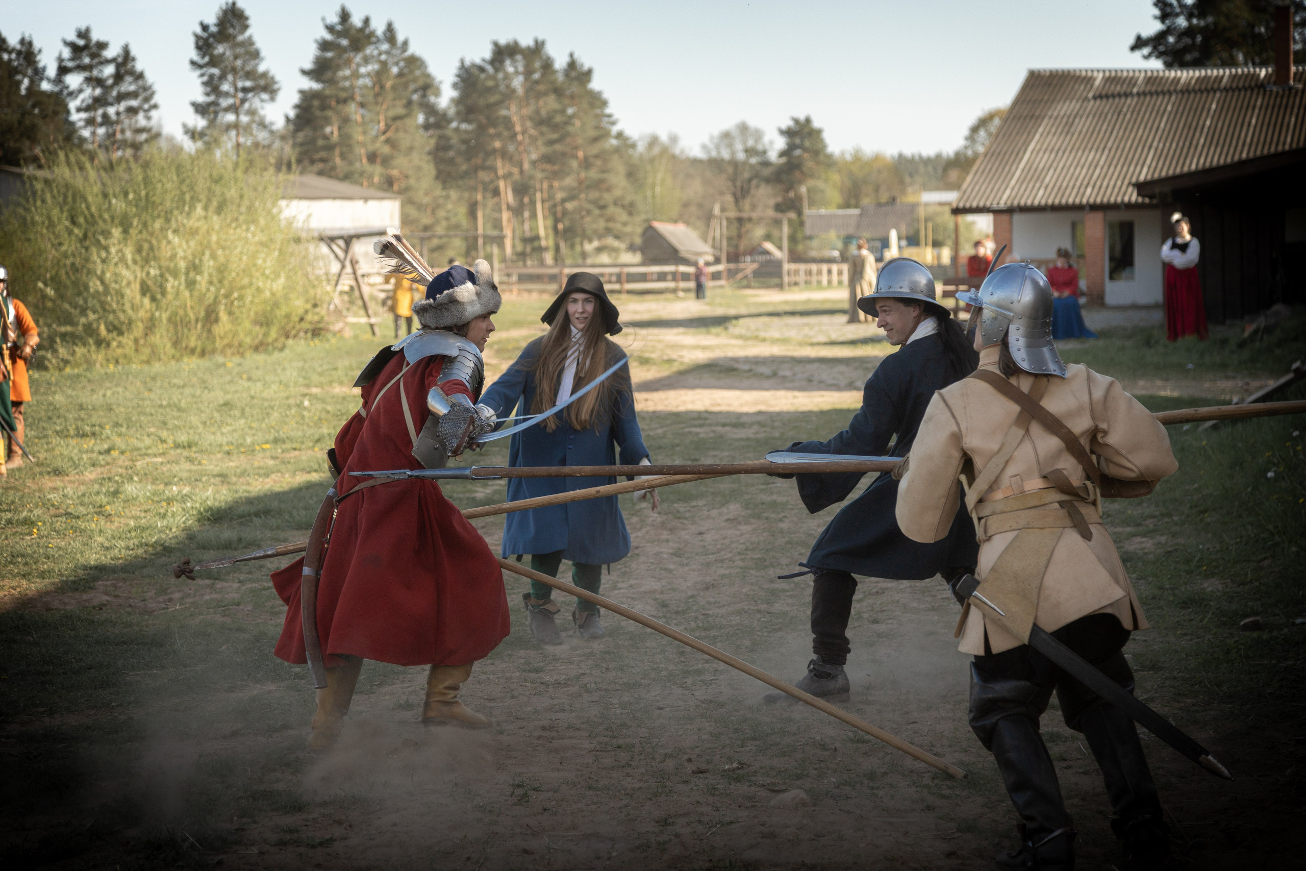 Золотая шпора. Огнем и мечем. День второй. Вылазка в лес. Штурм фортеции. Княжеский пир. Профессиональный интерьерный и репортажный фотограф Минск и РБ. Максим Орлов