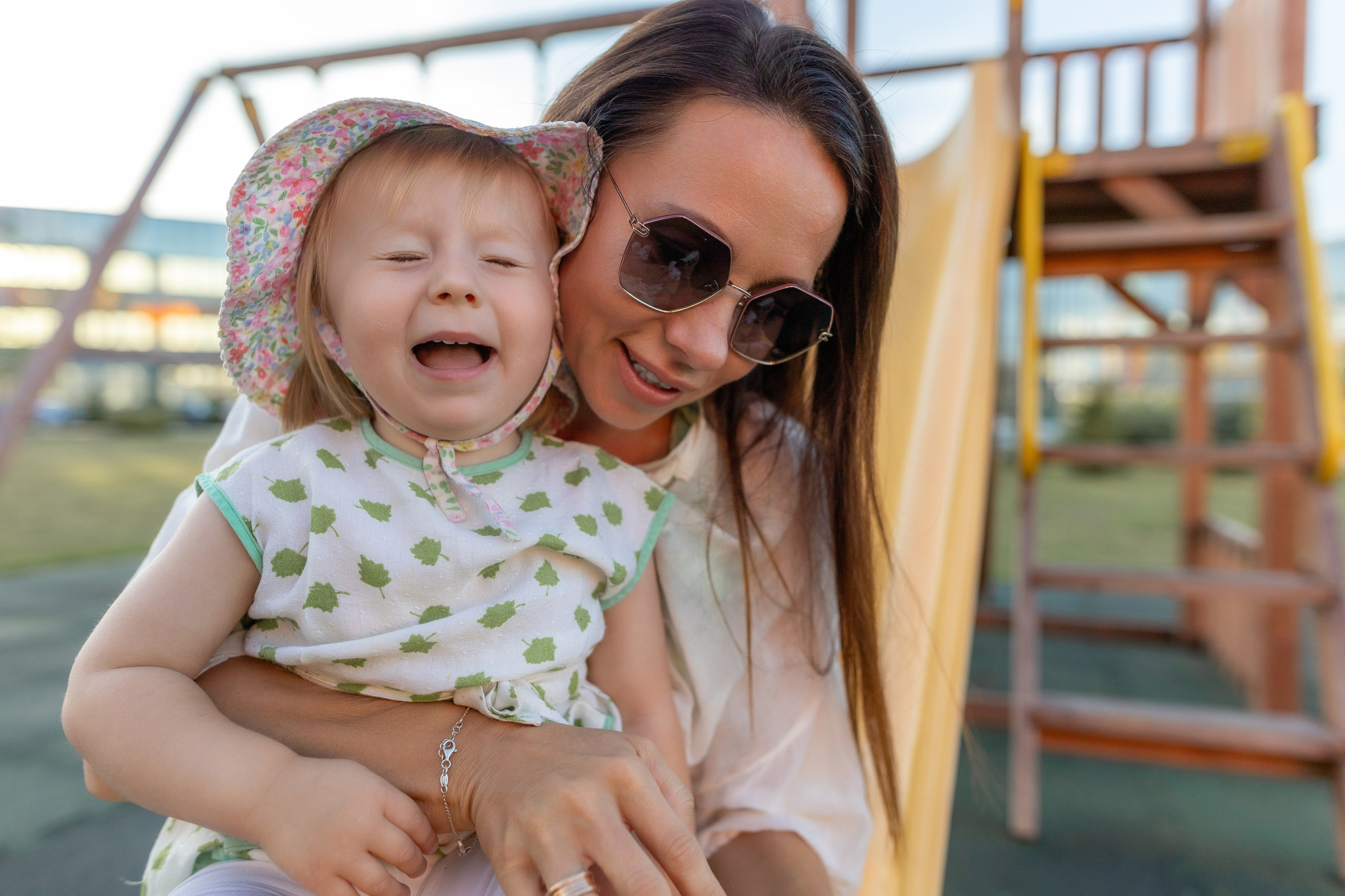 Детская живая фотосессия. Профессиональный интерьерный и репортажный фотограф Минск и РБ. Максим Орлов