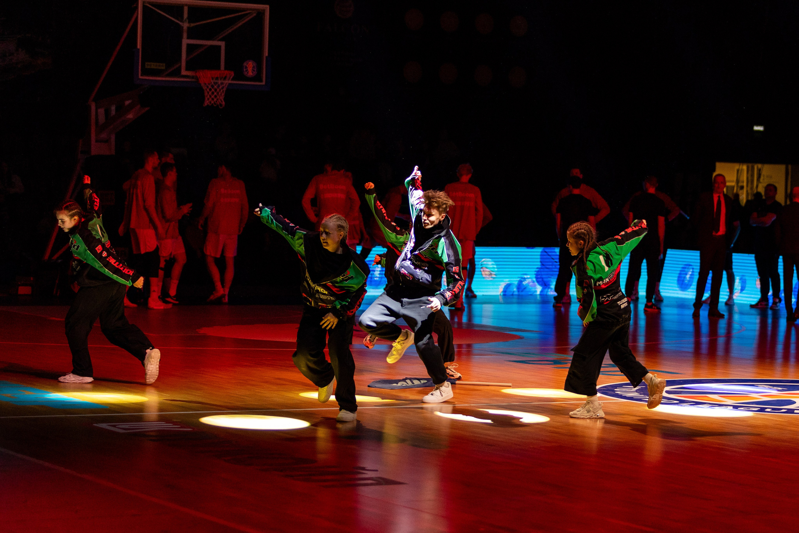 Баскетбол. Минск — MBA. 09.03.2024. Профессиональный интерьерный и репортажный фотограф Минск и РБ. Максим Орлов