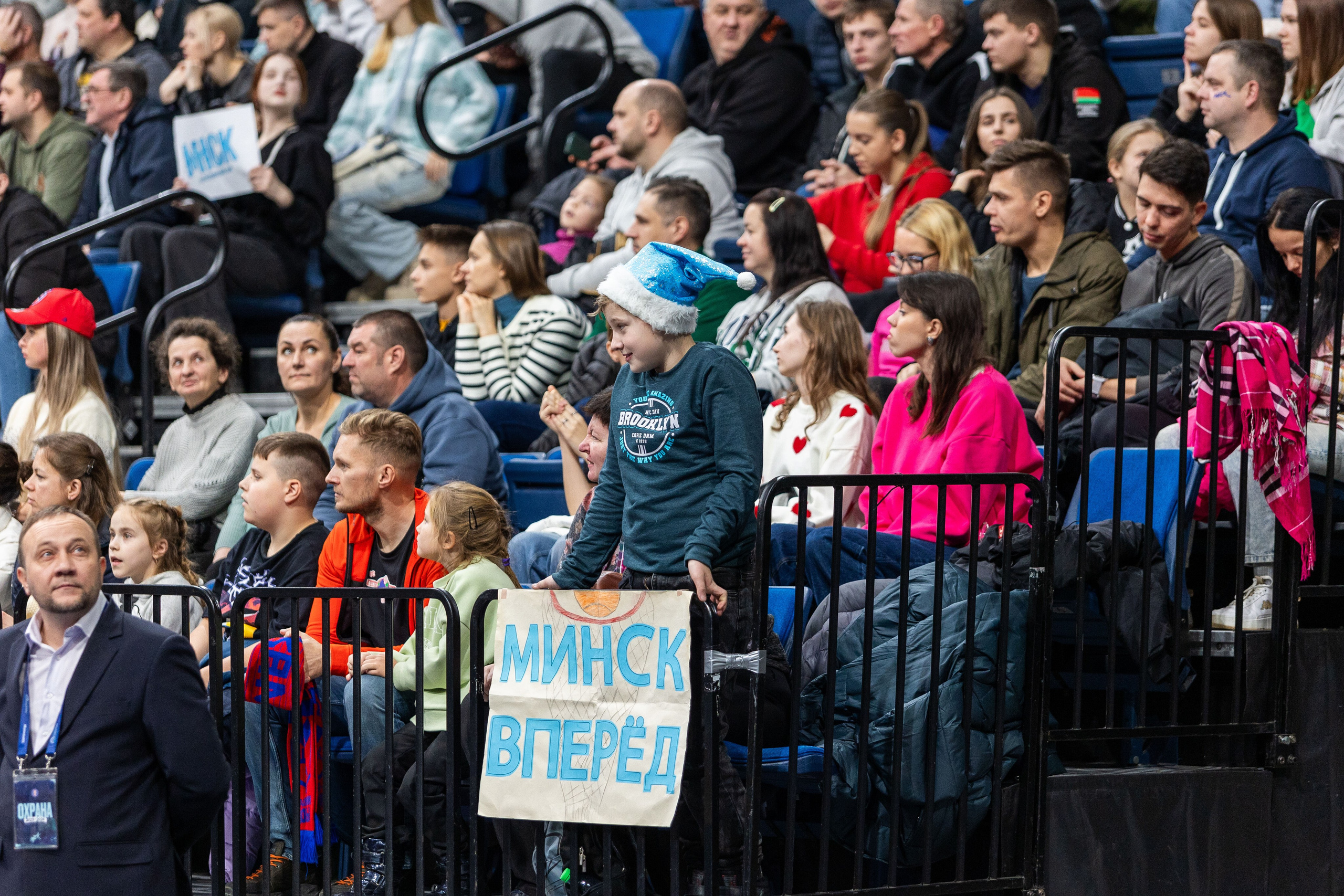 Баскетбол. Минск — ЦСКА. Лучшие кадры. 25.12.2023. Профессиональный интерьерный и репортажный фотограф Минск и РБ. Максим Орлов