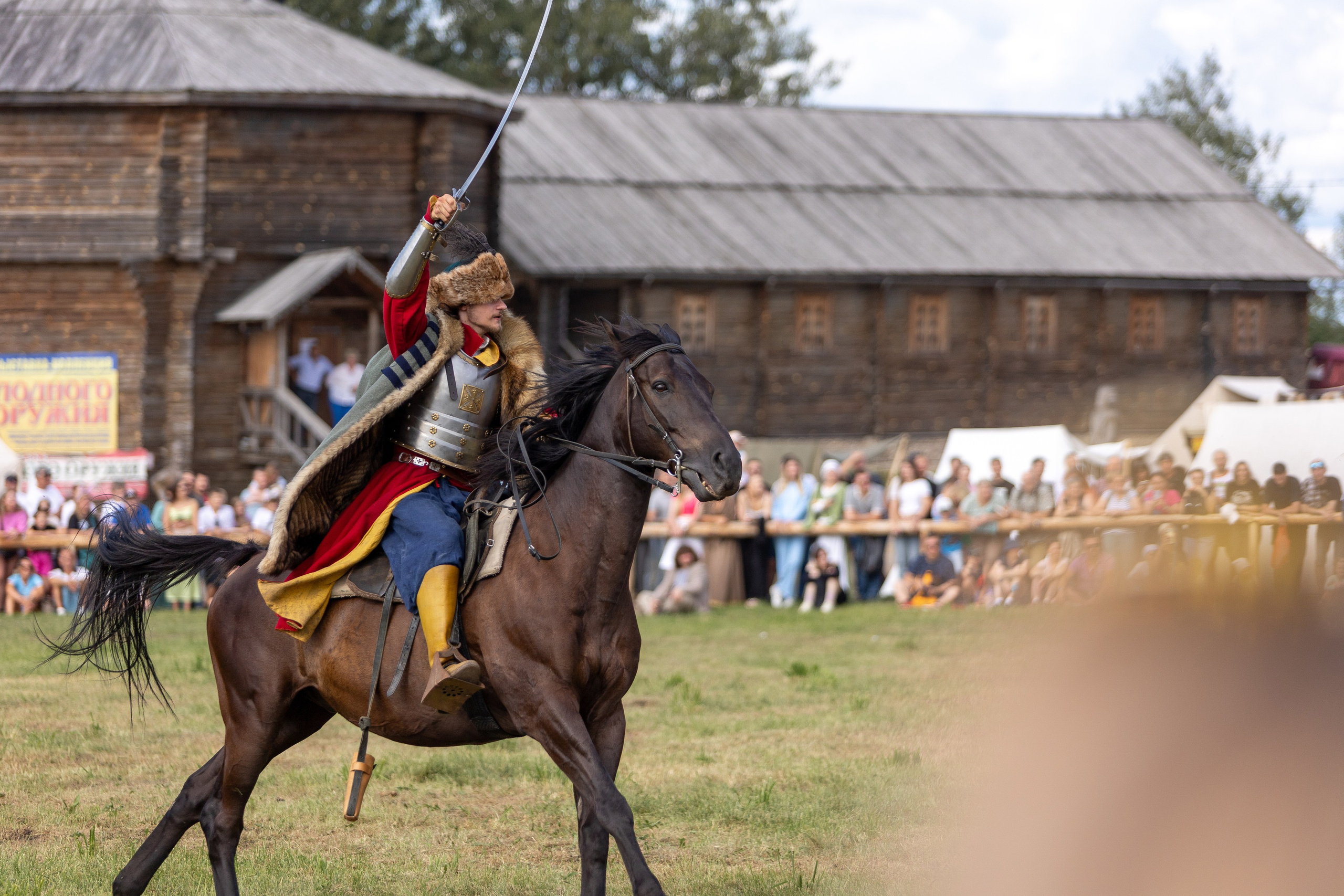 Рыцарский фест. Мстиславль. Профессиональный интерьерный и репортажный фотограф Минск и РБ. Максим Орлов
