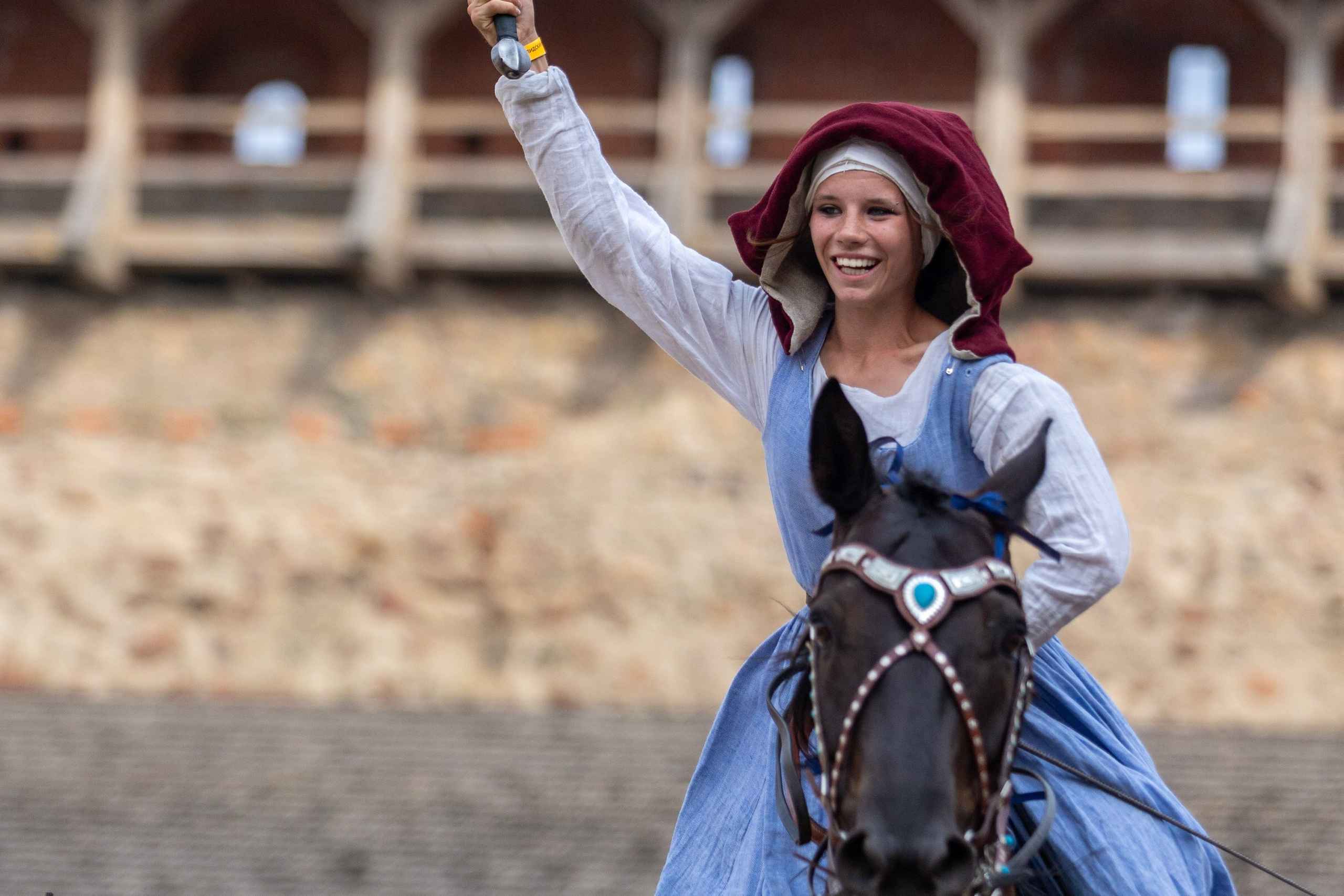 Выступление «Золотой шпоры» на празднике города Лиды. Профессиональный интерьерный и репортажный фотограф Минск и РБ. Максим Орлов