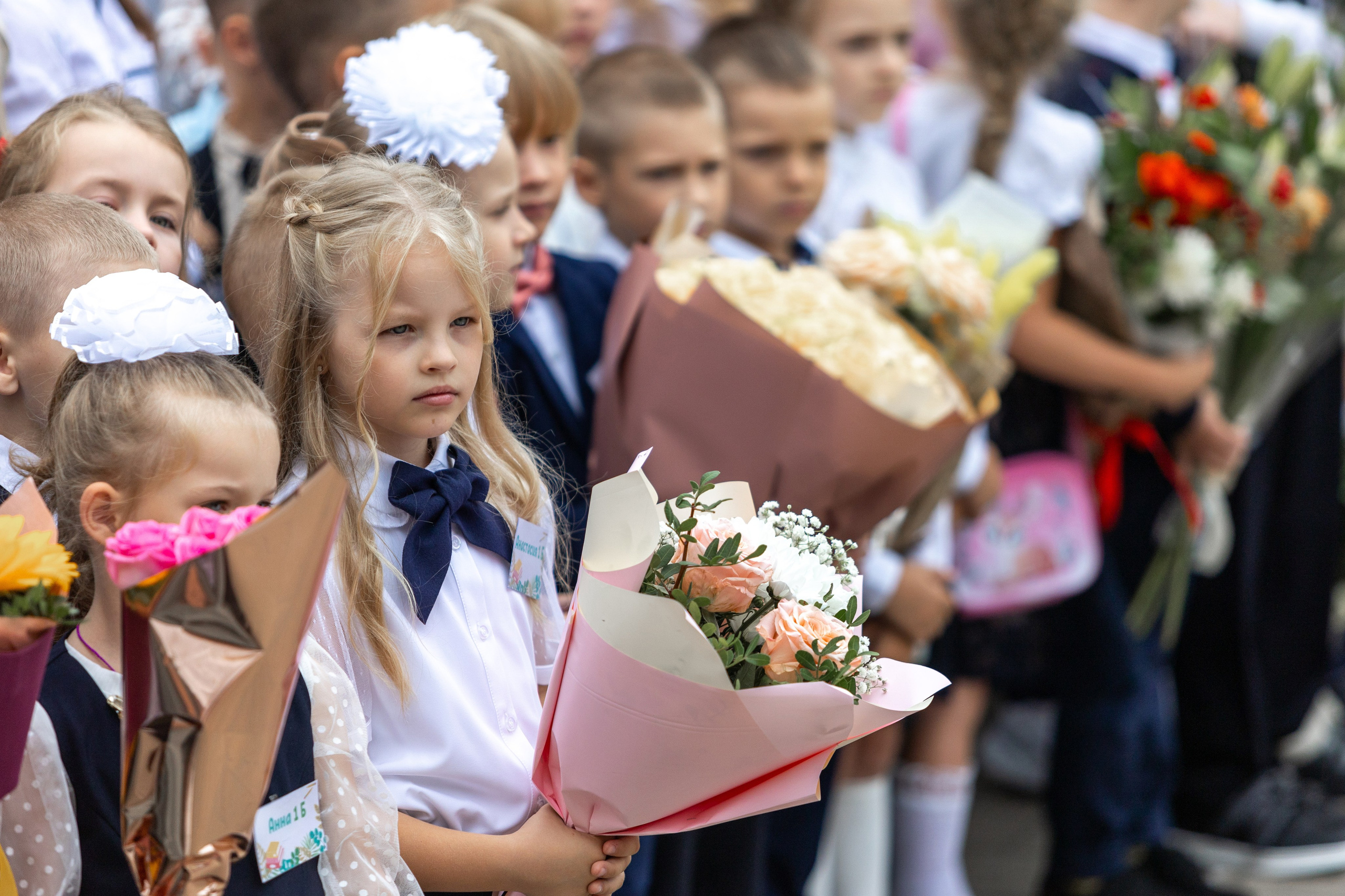 Линейка 1-го сентября. Профессиональный интерьерный и репортажный фотограф Минск и РБ. Максим Орлов