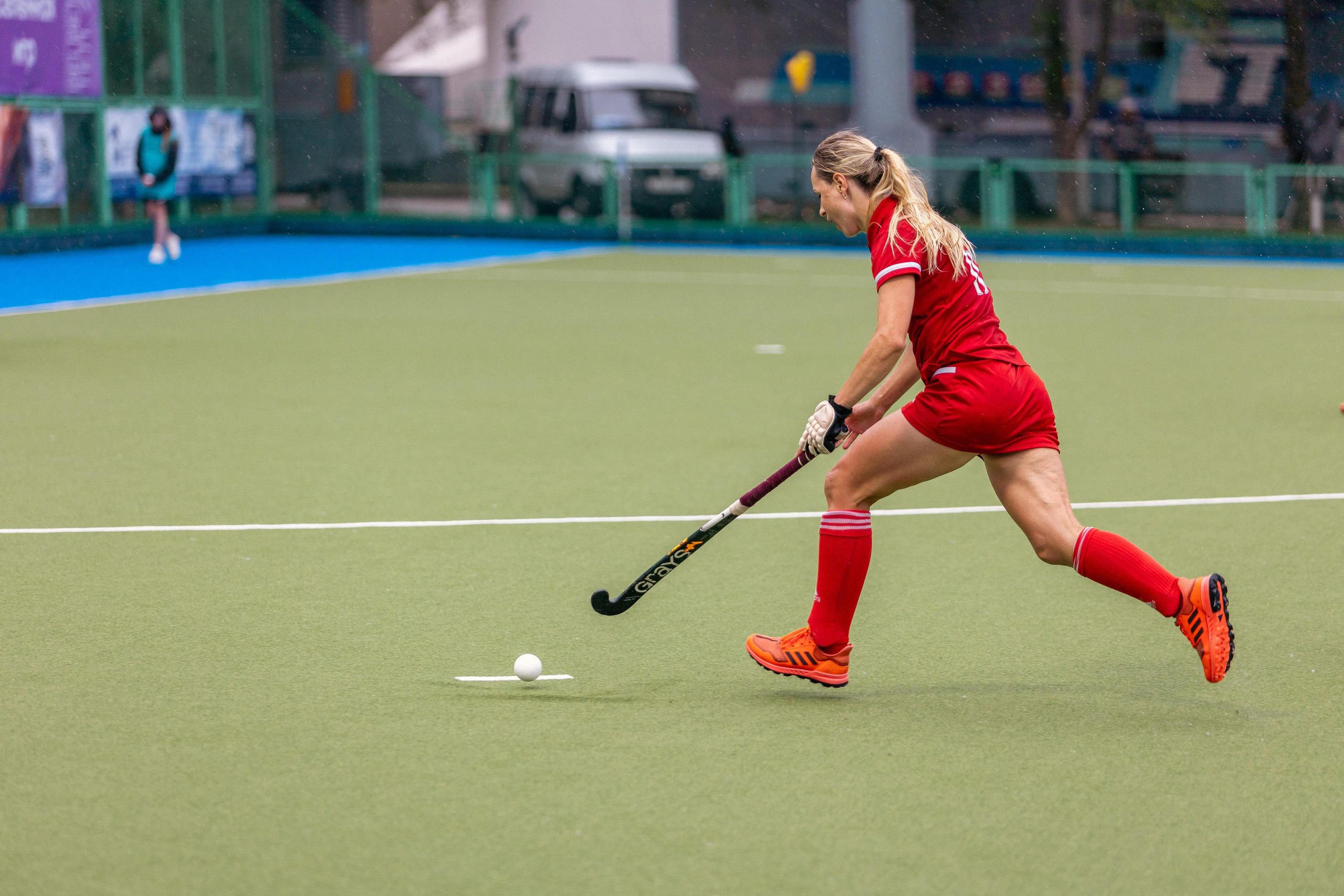 Хоккей на траве. Девушки. ХК Минск — ХК Виктория (Смолевичи) 10.06.2024. Профессиональный интерьерный и репортажный фотограф Минск и РБ. Максим Орлов