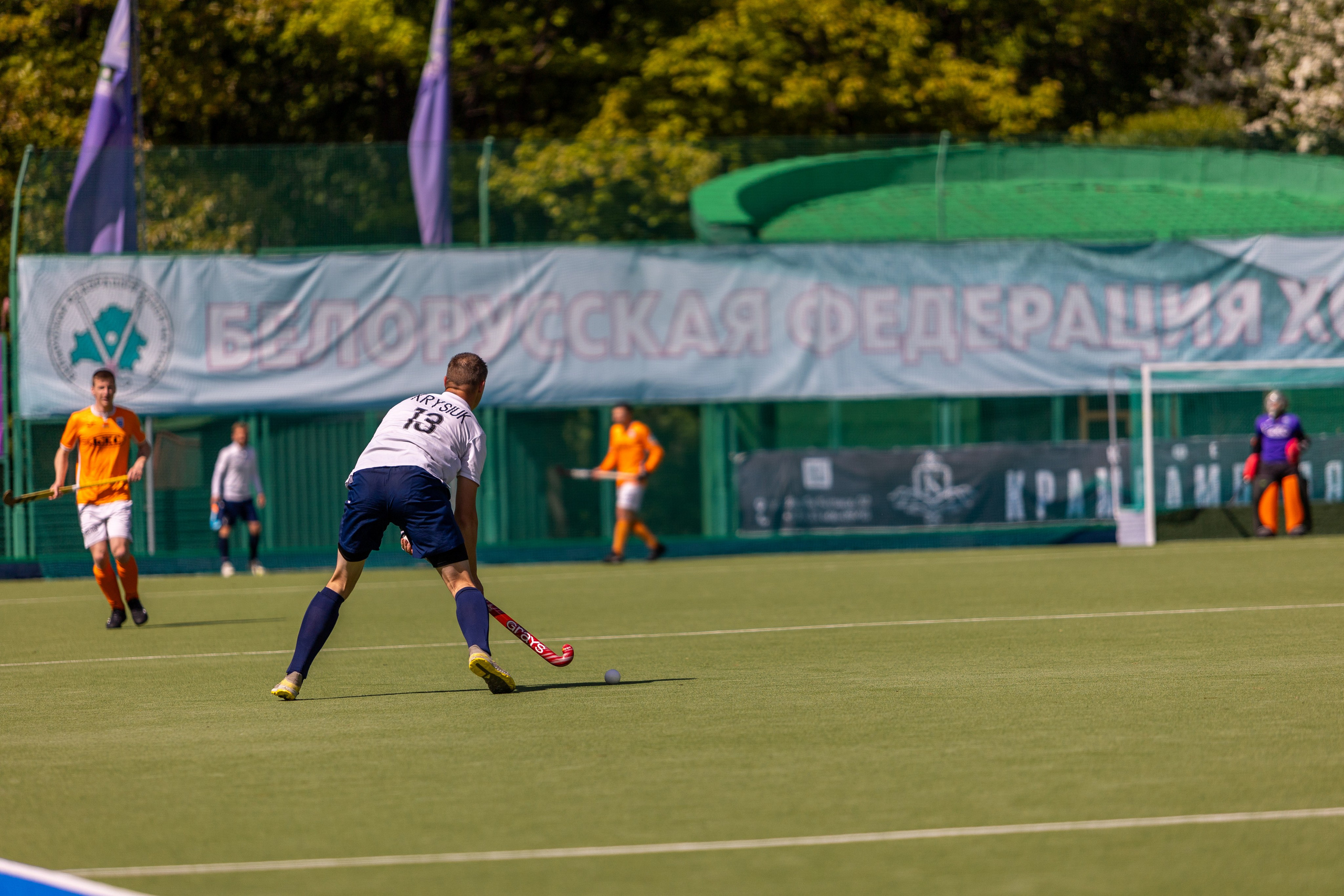 Хоккей на траве. ХК Минск — СК Строитель 12.05.2024. Профессиональный интерьерный и репортажный фотограф Минск и РБ. Максим Орлов