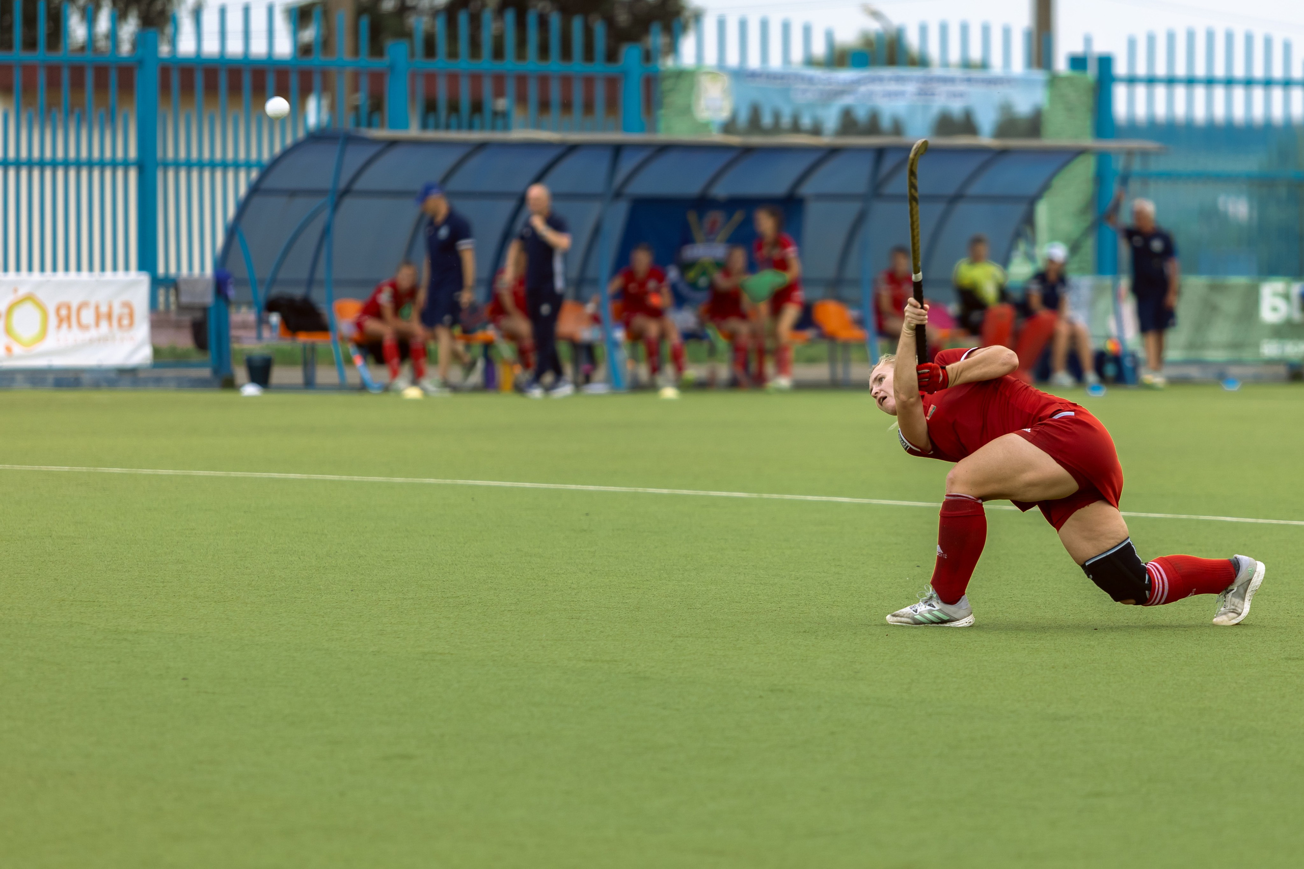 Хоккей на траве. Девушки. Минск — Виктория. 16.06.2024. Профессиональный интерьерный и репортажный фотограф Минск и РБ. Максим Орлов