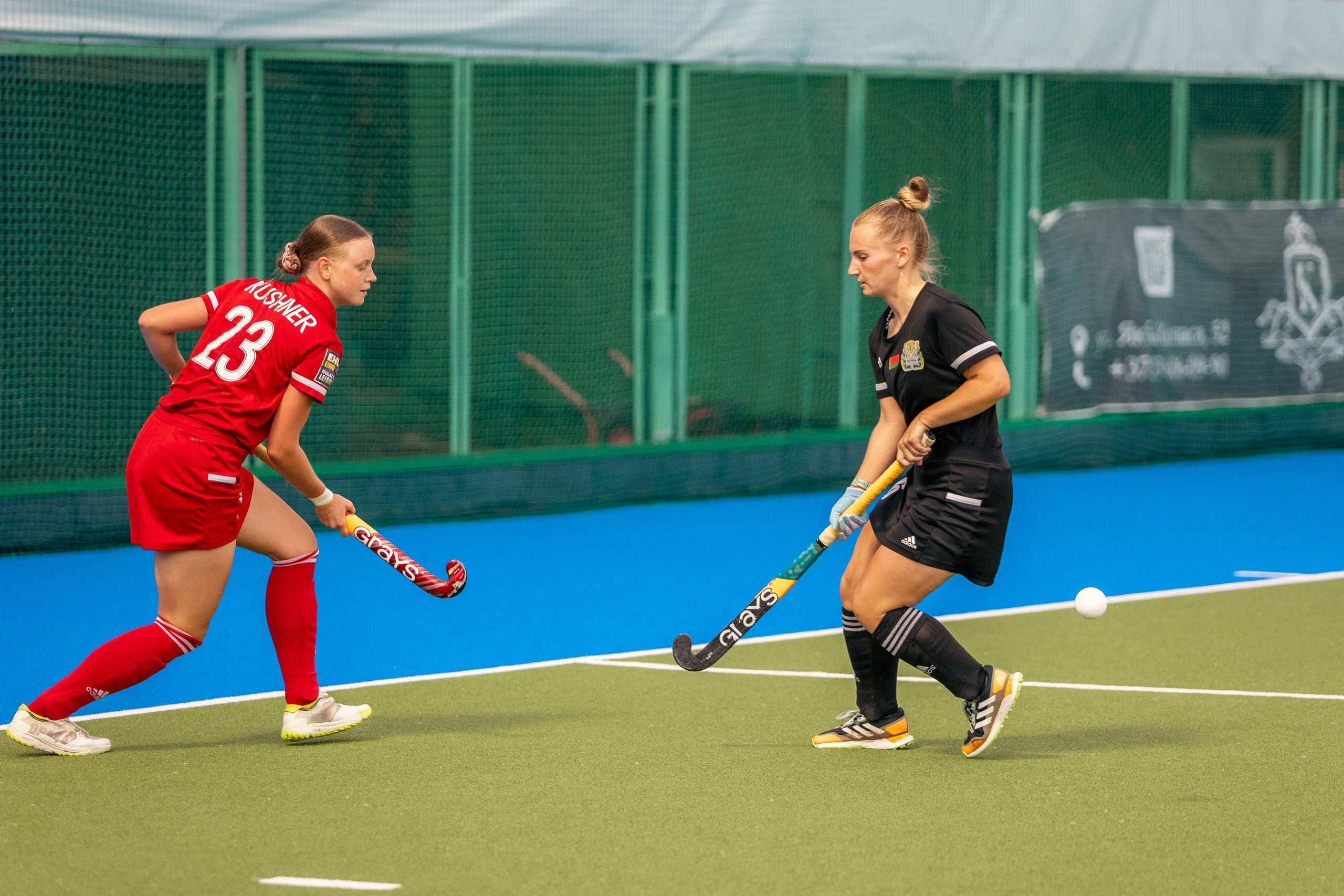 Хоккей на траве. Девушки. ХК Минск — ХК Виктория (Смолевичи) 10.06.2024. Профессиональный интерьерный и репортажный фотограф Минск и РБ. Максим Орлов