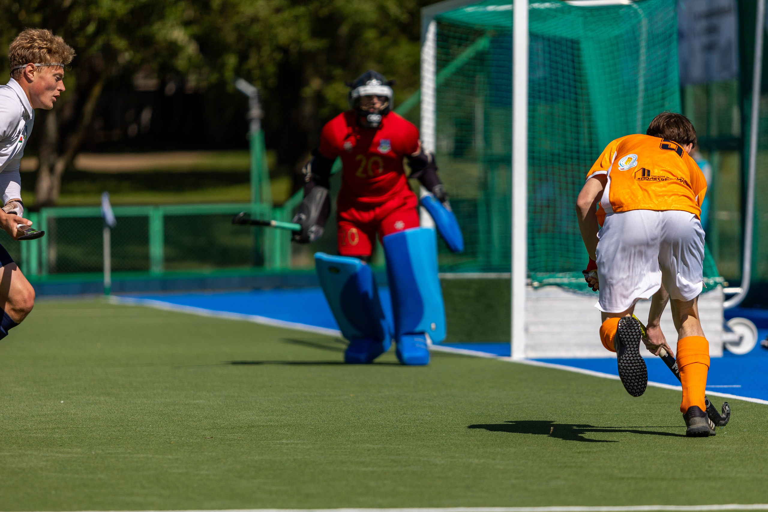 Хоккей на траве. ХК Минск — СК Строитель 12.05.2024. Профессиональный интерьерный и репортажный фотограф Минск и РБ. Максим Орлов