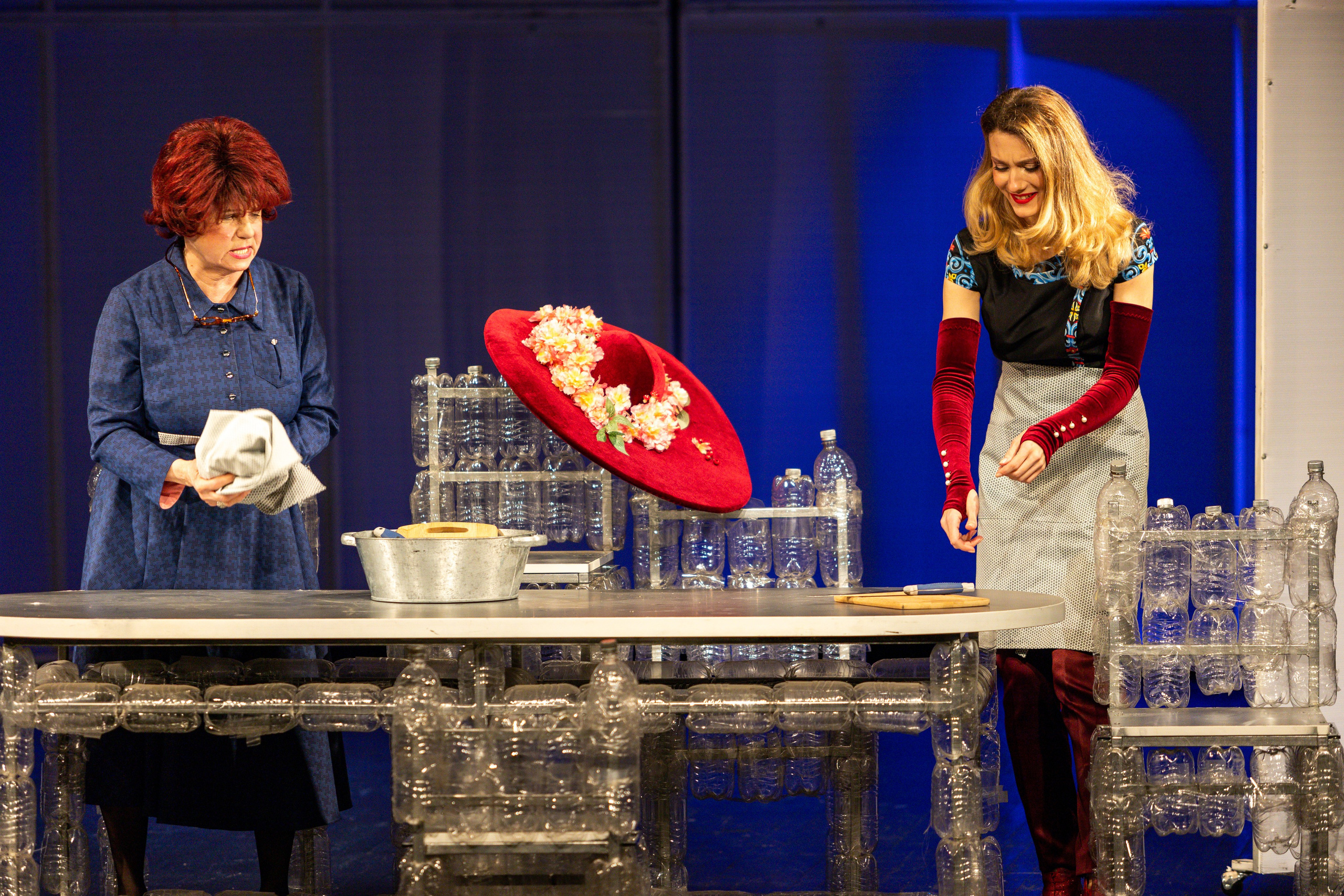 Новый театр «Нобелевская неделя». Профессиональный интерьерный и репортажный фотограф Минск и РБ. Максим Орлов