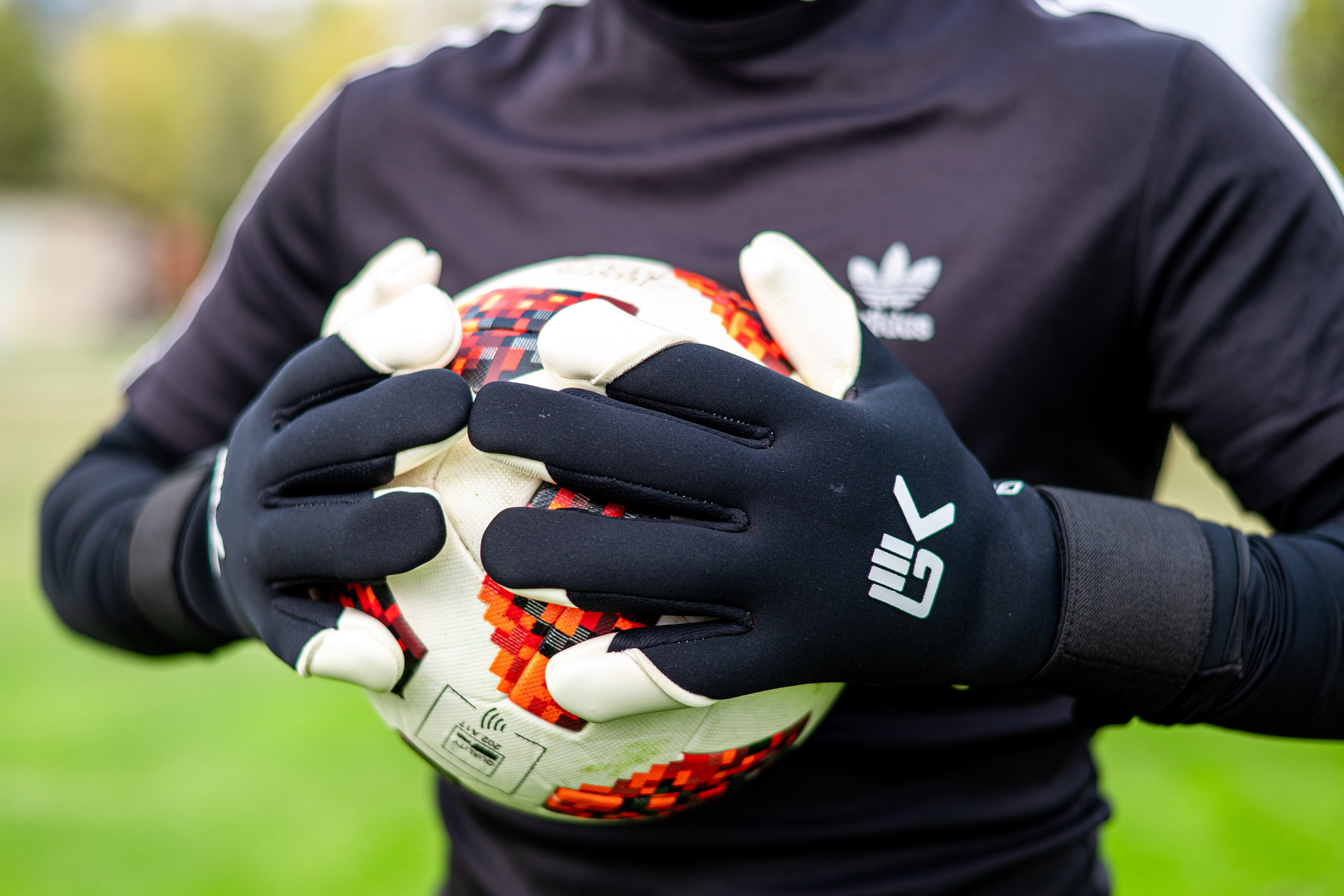 Фото для рекламы вратарских печаток. Профессиональный интерьерный и репортажный фотограф Минск и РБ. Максим Орлов