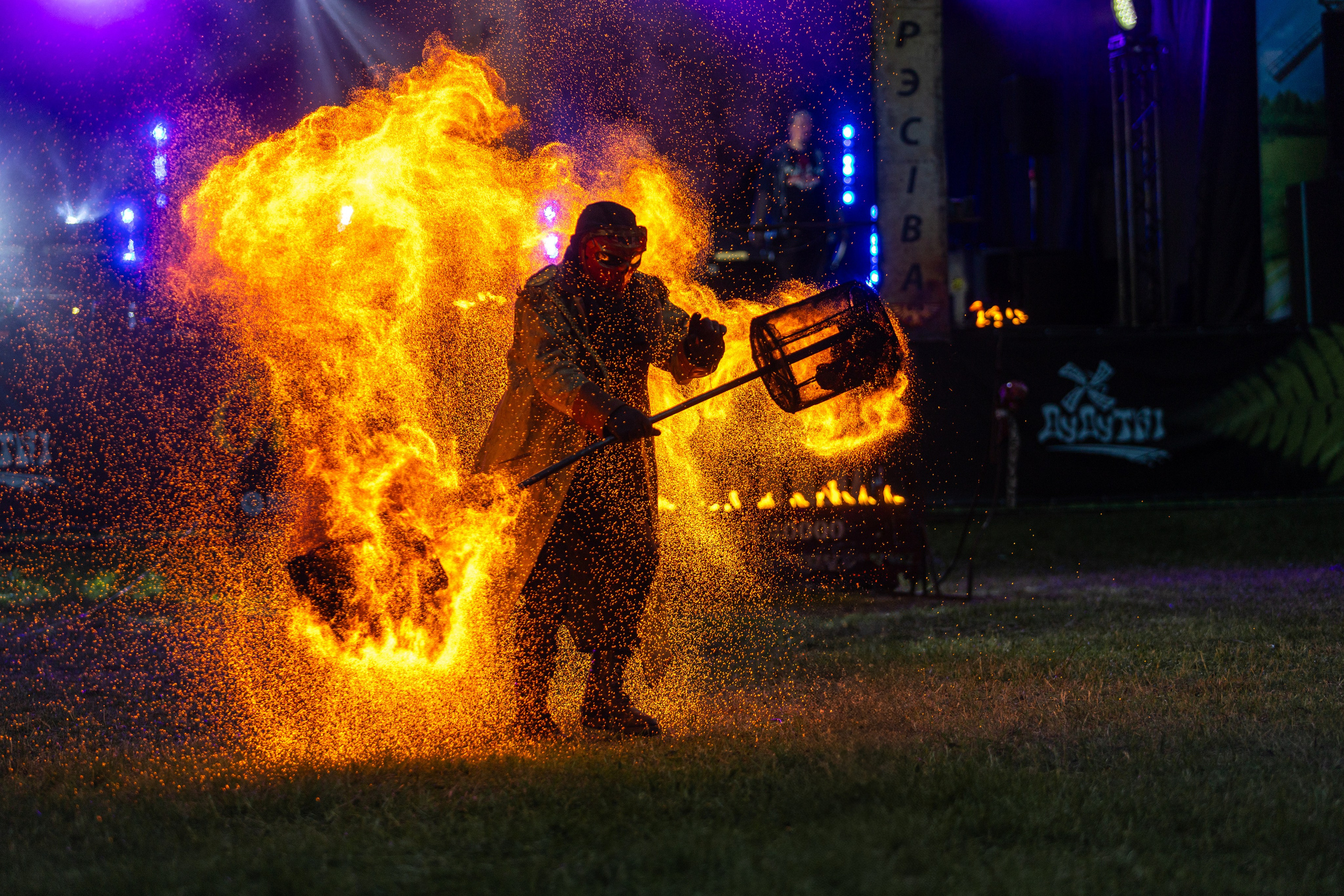 Свята сонца. Профессиональный интерьерный и репортажный фотограф Минск и РБ. Максим Орлов