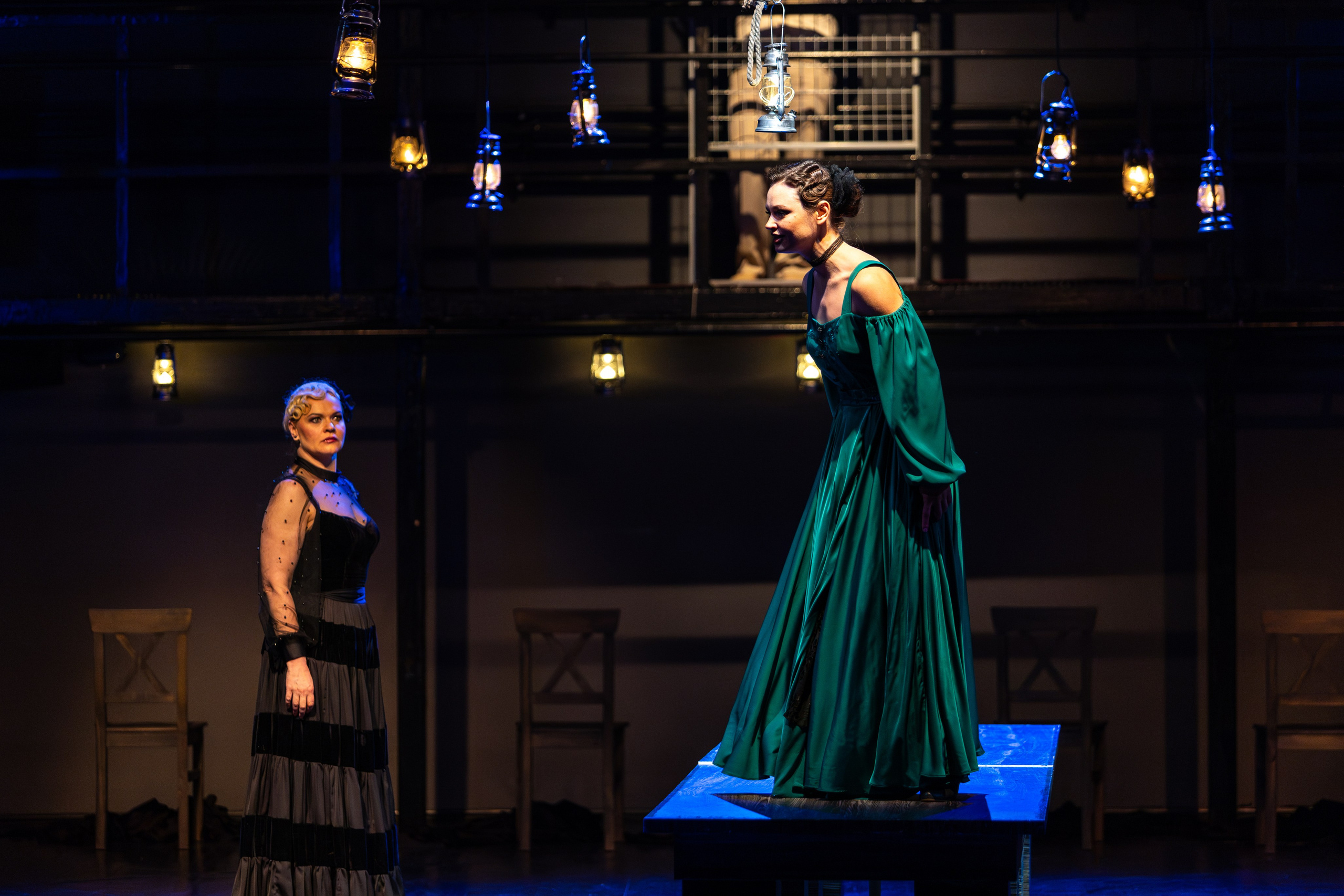 Новый театр «Дом Бернарды Альбы». Профессиональный интерьерный и репортажный фотограф Минск и РБ. Максим Орлов