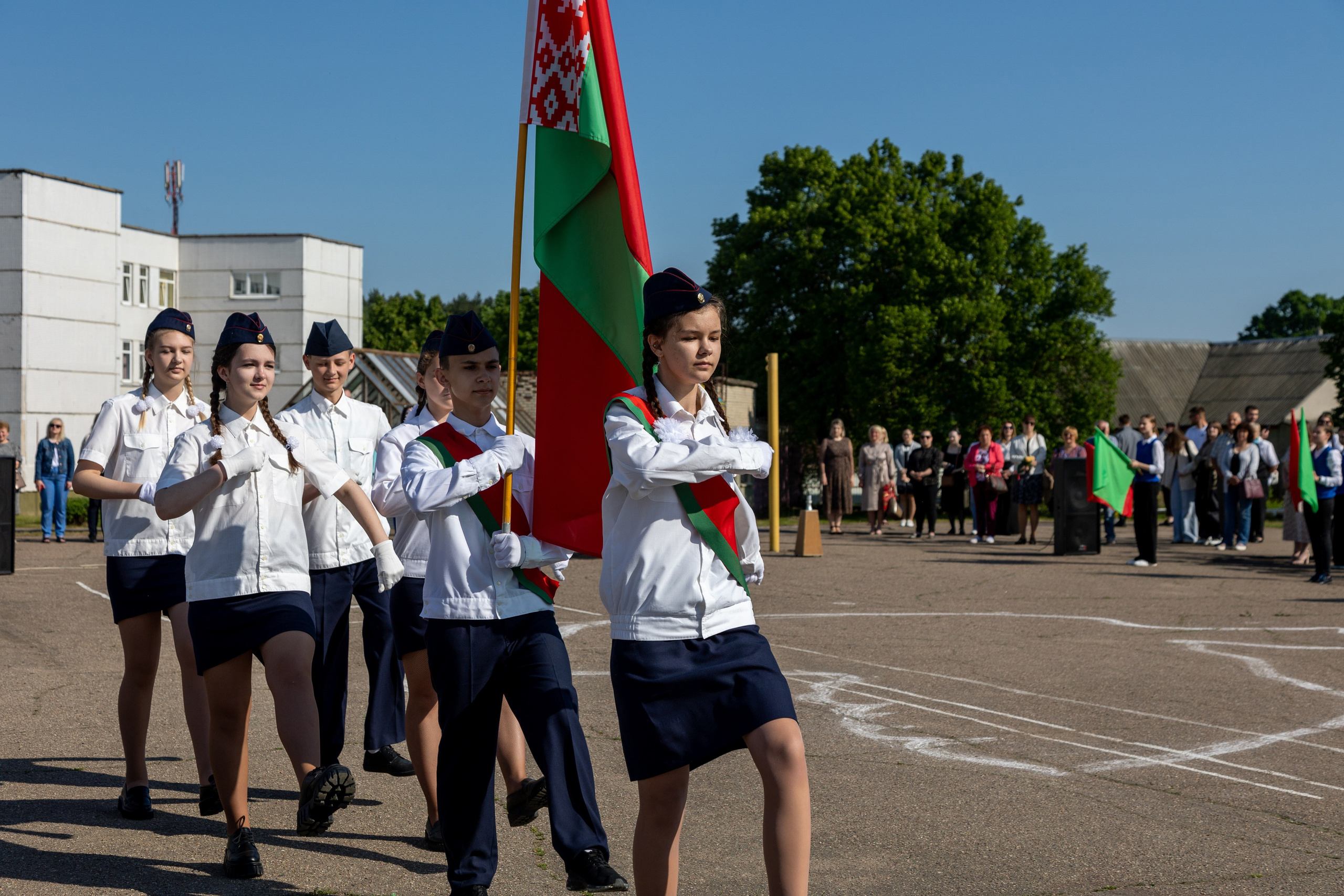 Выпускной в Жодино 2023. Профессиональный интерьерный и репортажный фотограф Минск и РБ. Максим Орлов