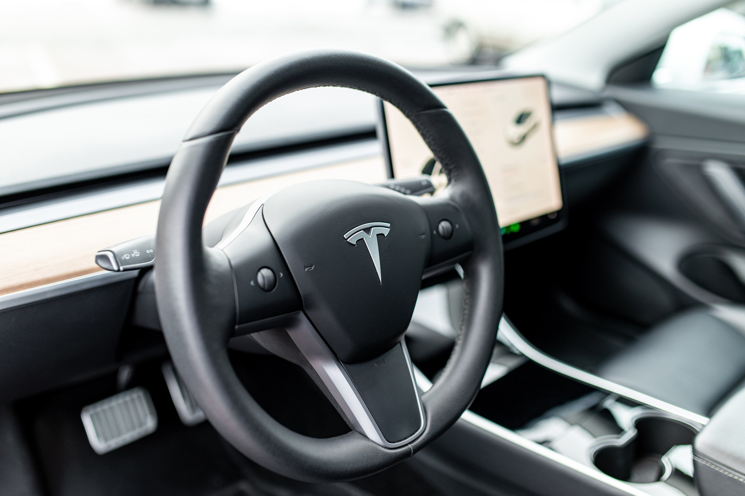 Тесла 3. Профессиональный интерьерный и репортажный фотограф Минск и РБ. Максим Орлов