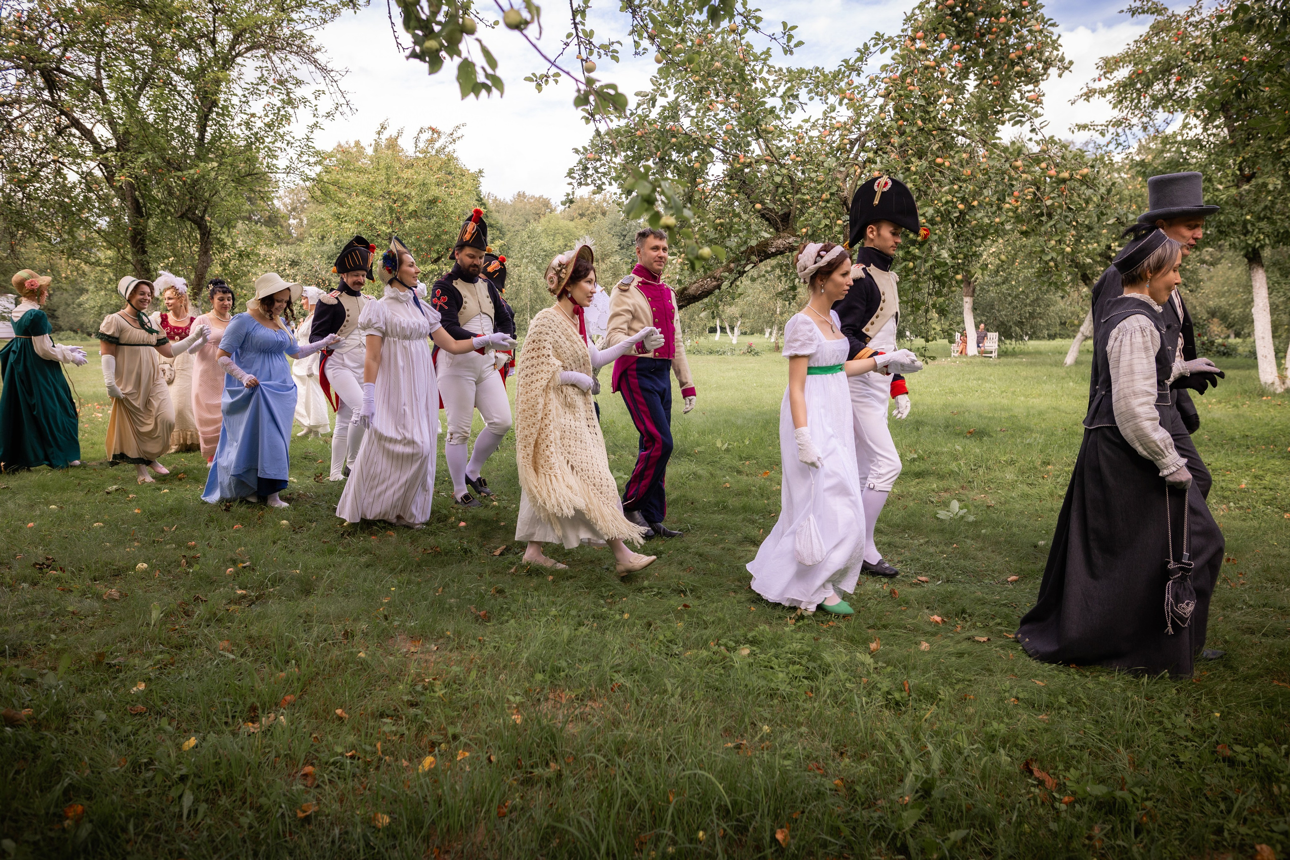 Пикник начала 19 века. Профессиональный интерьерный и репортажный фотограф Минск и РБ. Максим Орлов