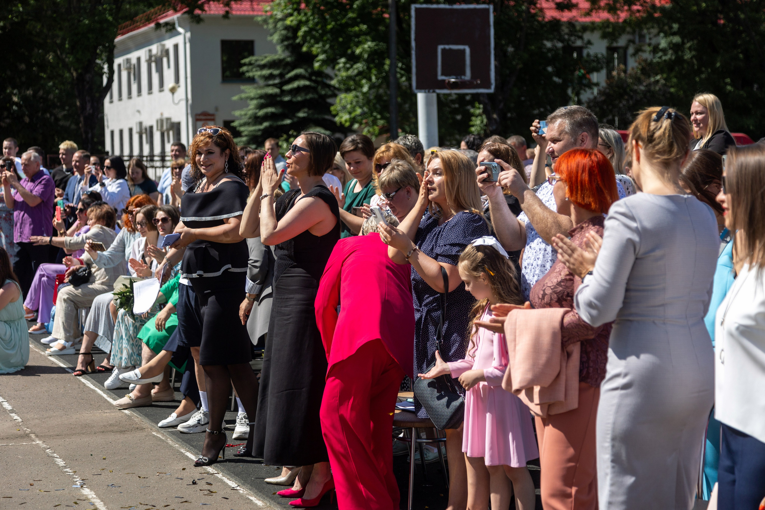 Школа 47. Последний звонок. Профессиональный интерьерный и репортажный фотограф Минск и РБ. Максим Орлов