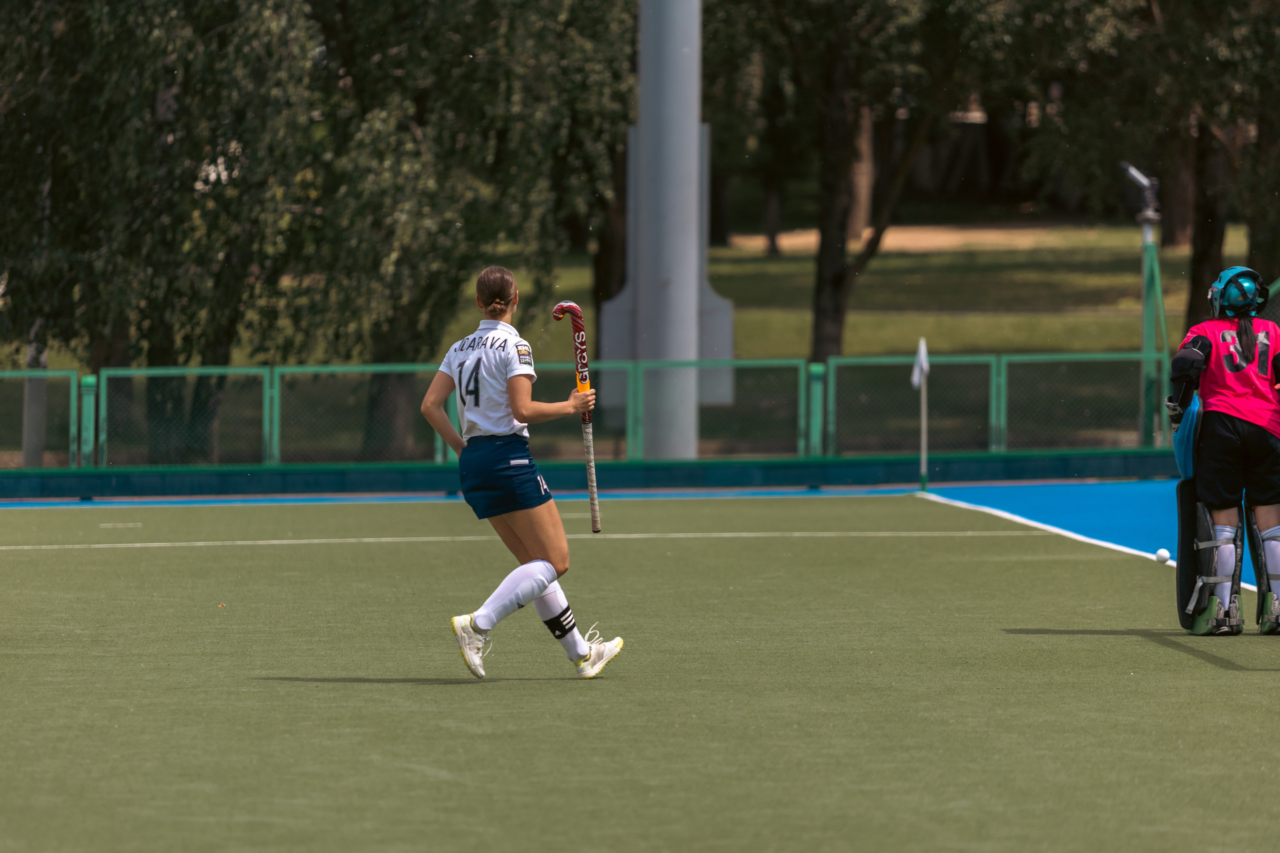 Хоккей на траве. Девушки. Минск — Текстильщик 29.052024. Профессиональный интерьерный и репортажный фотограф Минск и РБ. Максим Орлов