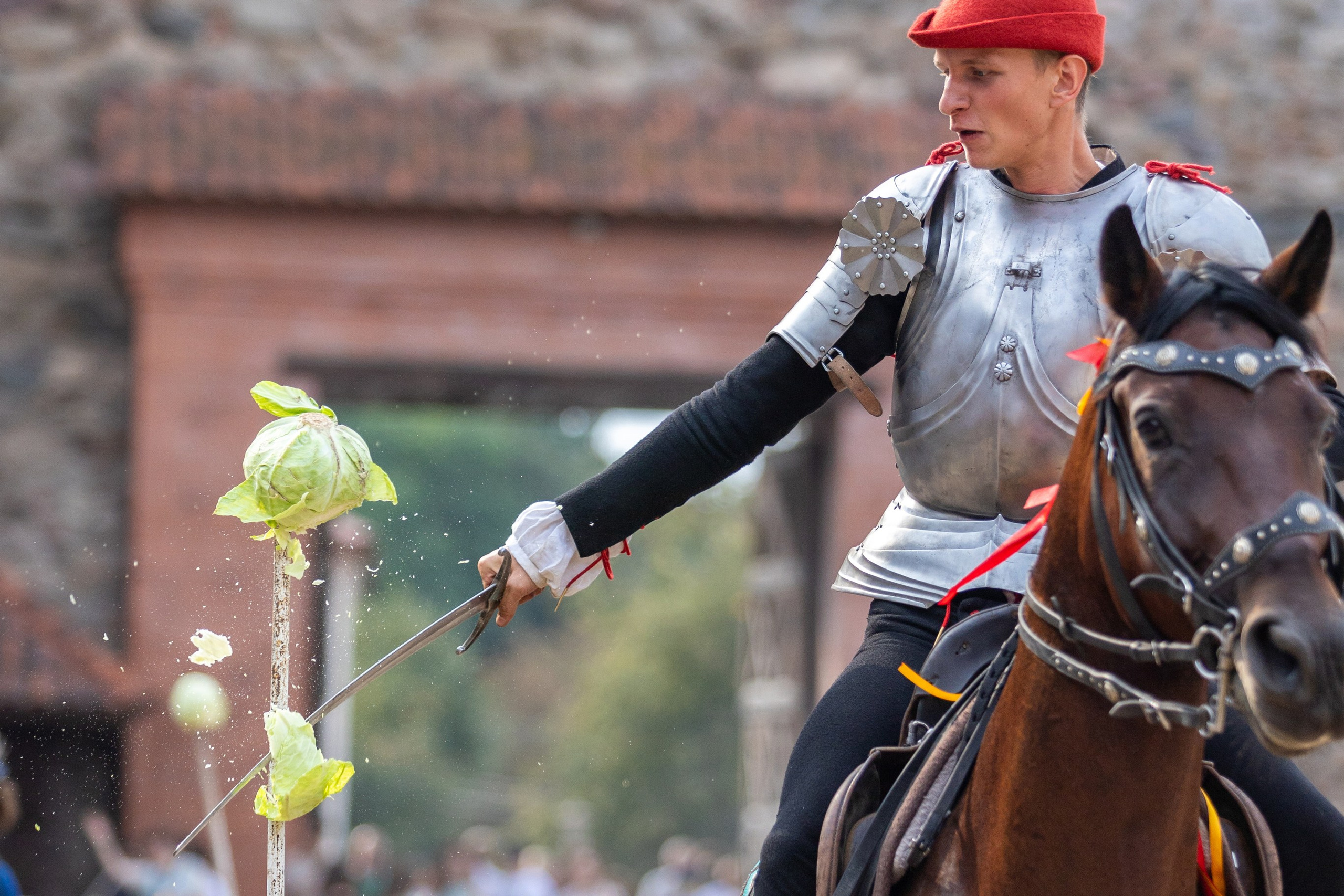Выступление «Золотой шпоры» на празднике города Лиды. Профессиональный интерьерный и репортажный фотограф Минск и РБ. Максим Орлов