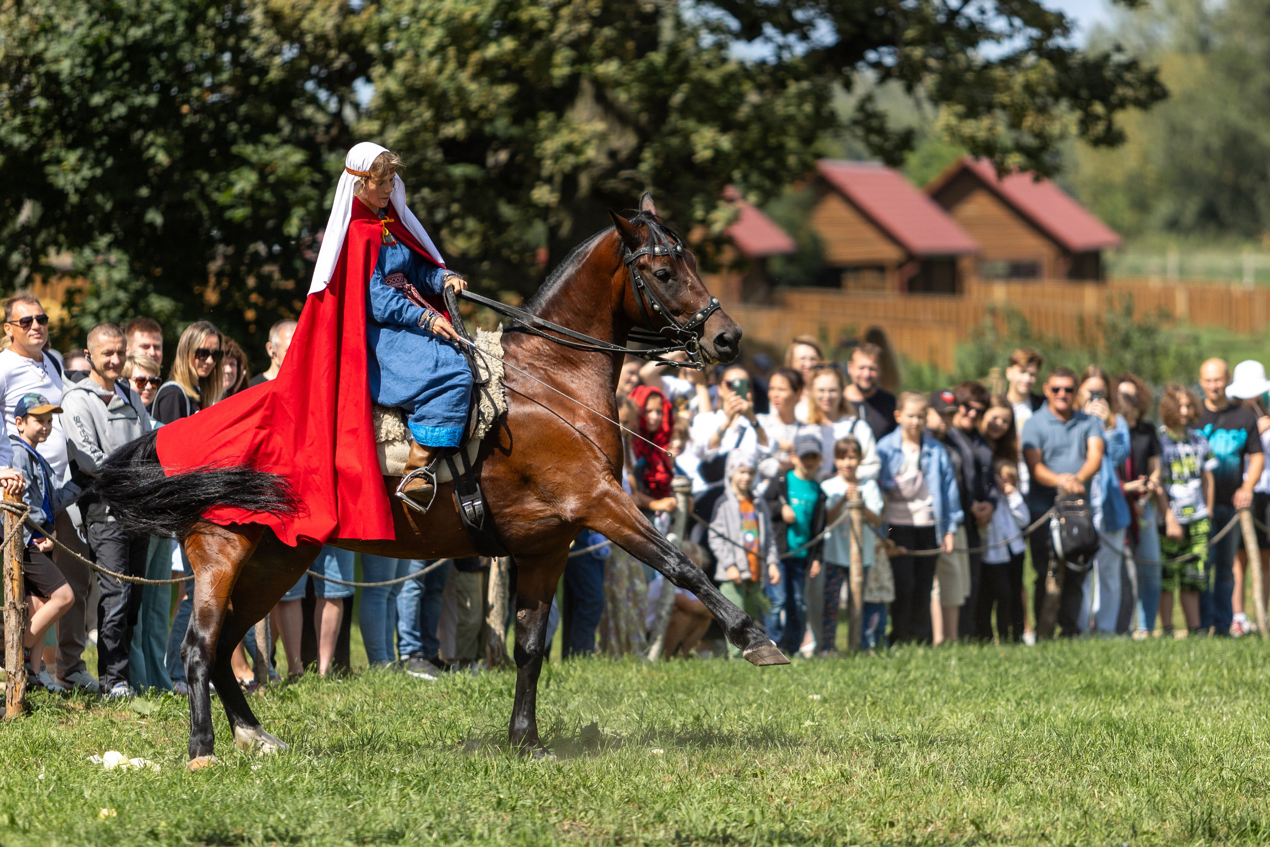 Ежегодный фестиваль средневековья в Дукоре. Профессиональный интерьерный и репортажный фотограф Минск и РБ. Максим Орлов