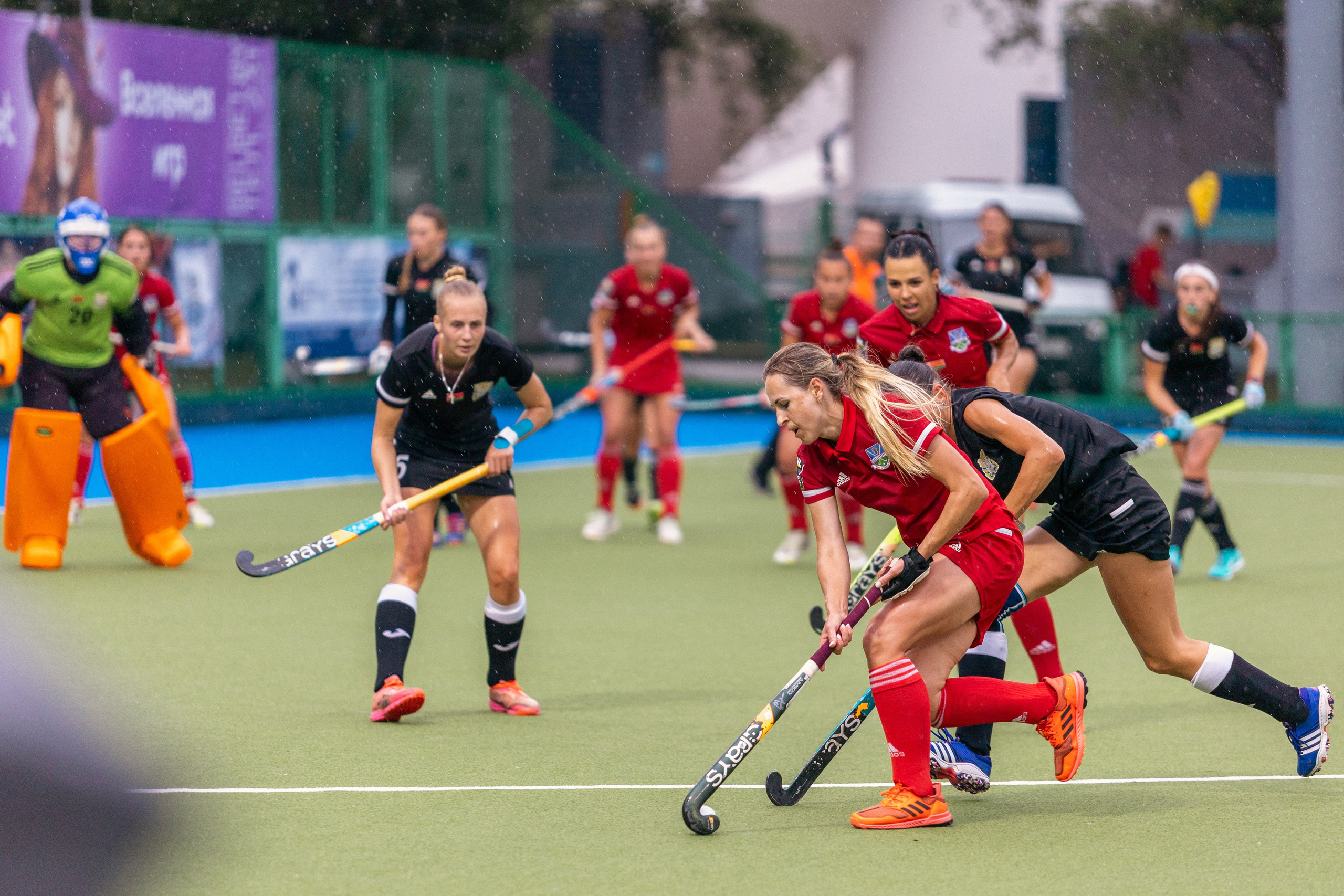 Хоккей на траве. Девушки. ХК Минск — ХК Виктория (Смолевичи) 10.06.2024. Профессиональный интерьерный и репортажный фотограф Минск и РБ. Максим Орлов