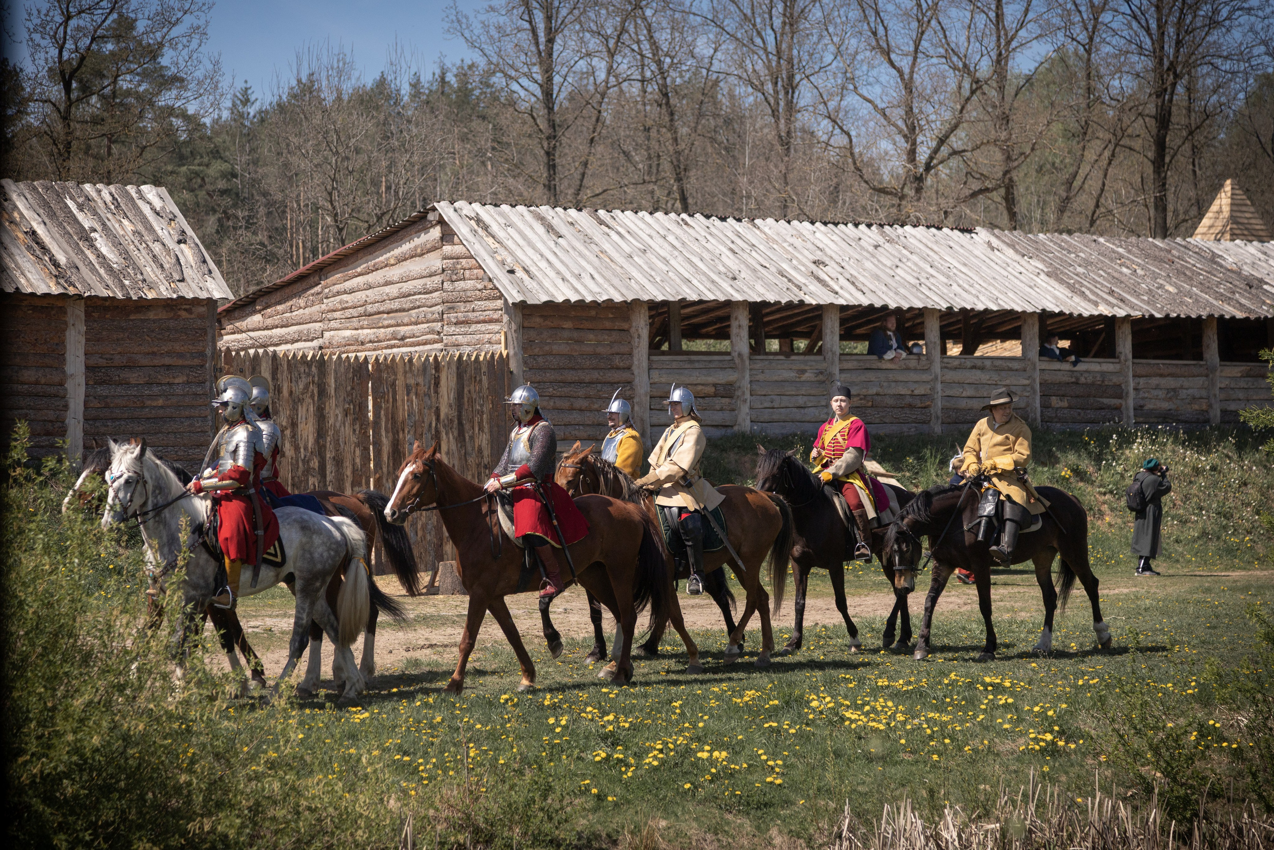 Золотая шпора. Огнем и мечем. День второй. Вылазка в лес. Штурм фортеции. Княжеский пир. Профессиональный интерьерный и репортажный фотограф Минск и РБ. Максим Орлов