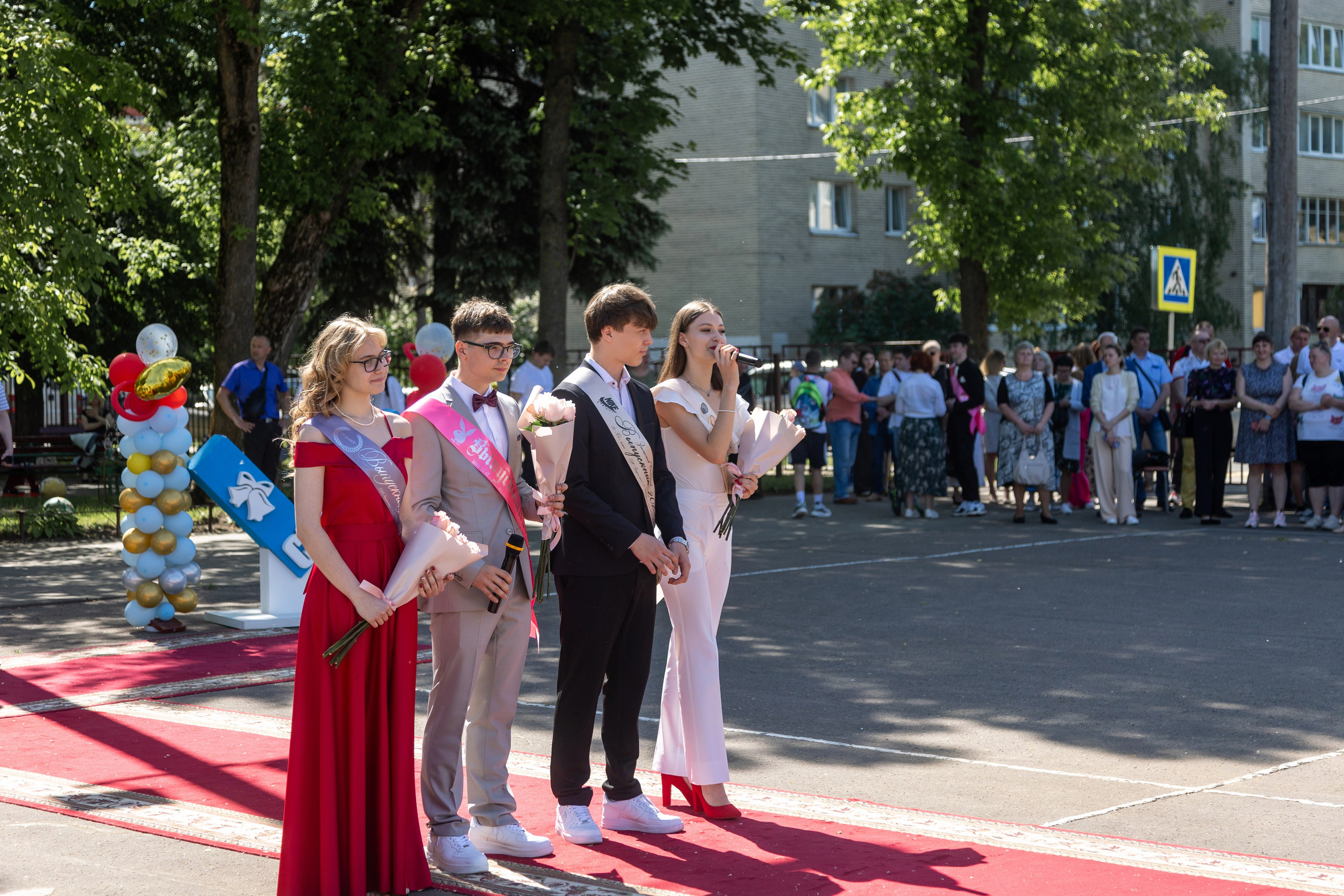 Школа 47. Последний звонок. Профессиональный интерьерный и репортажный фотограф Минск и РБ. Максим Орлов