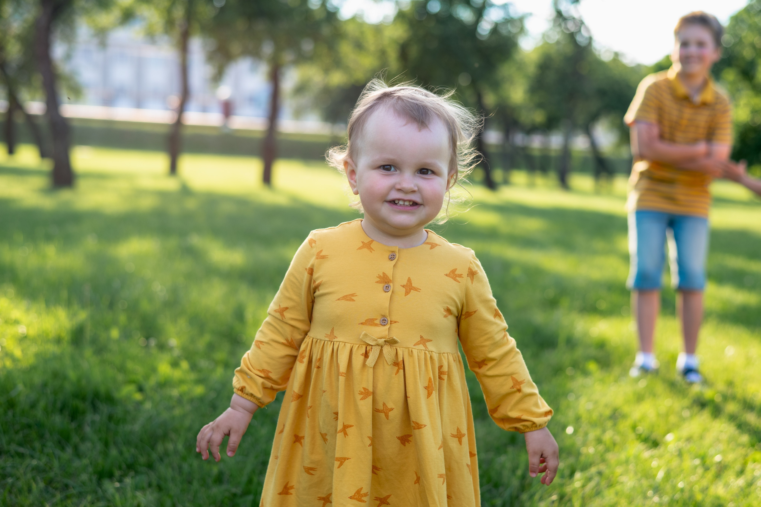 Максим, Алеся и их дети (Кирим, Федя и Зоя). Профессиональный интерьерный и репортажный фотограф Минск и РБ. Максим Орлов