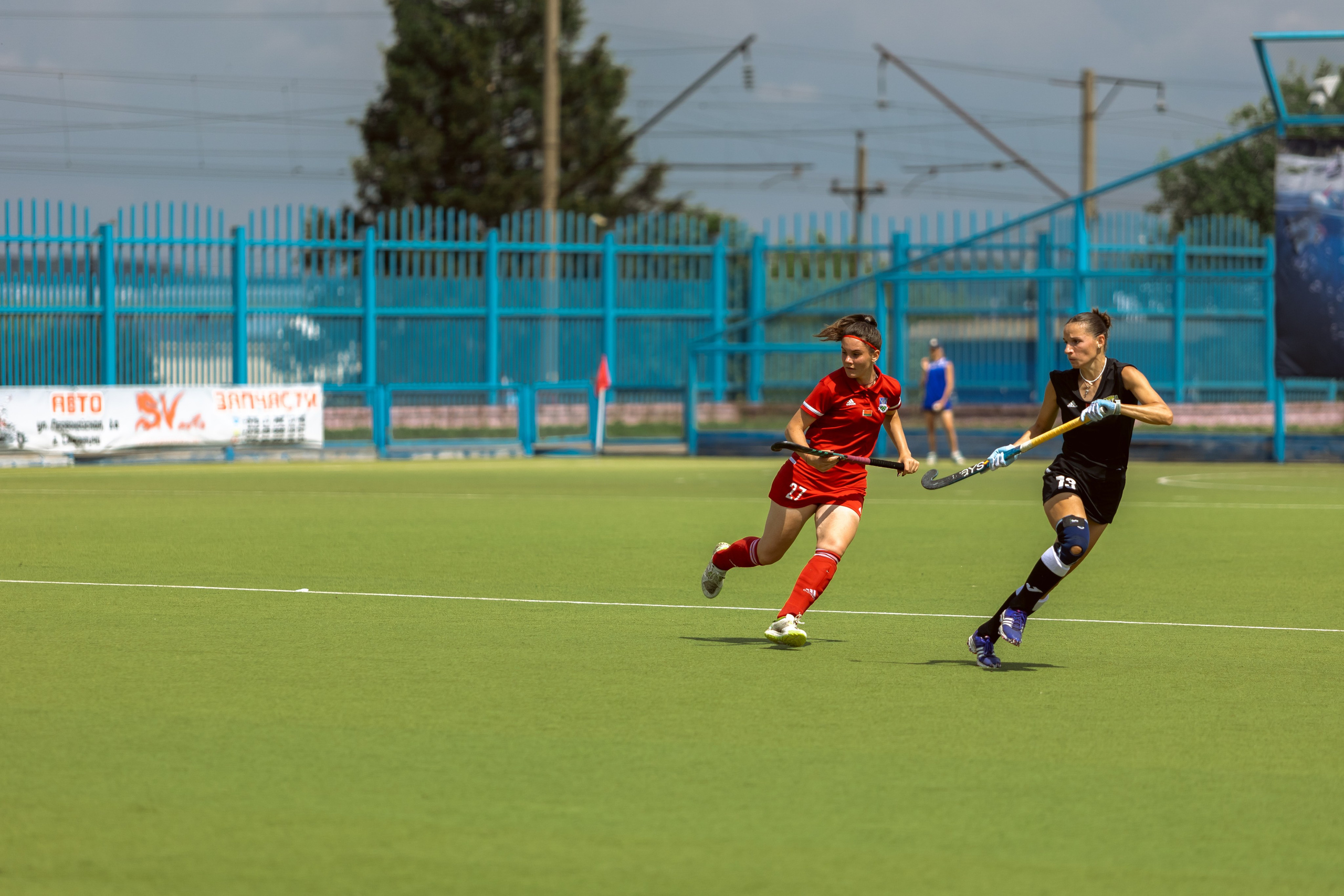 Хоккей на траве. Девушки. Минск — Виктория. 16.06.2024. Профессиональный интерьерный и репортажный фотограф Минск и РБ. Максим Орлов
