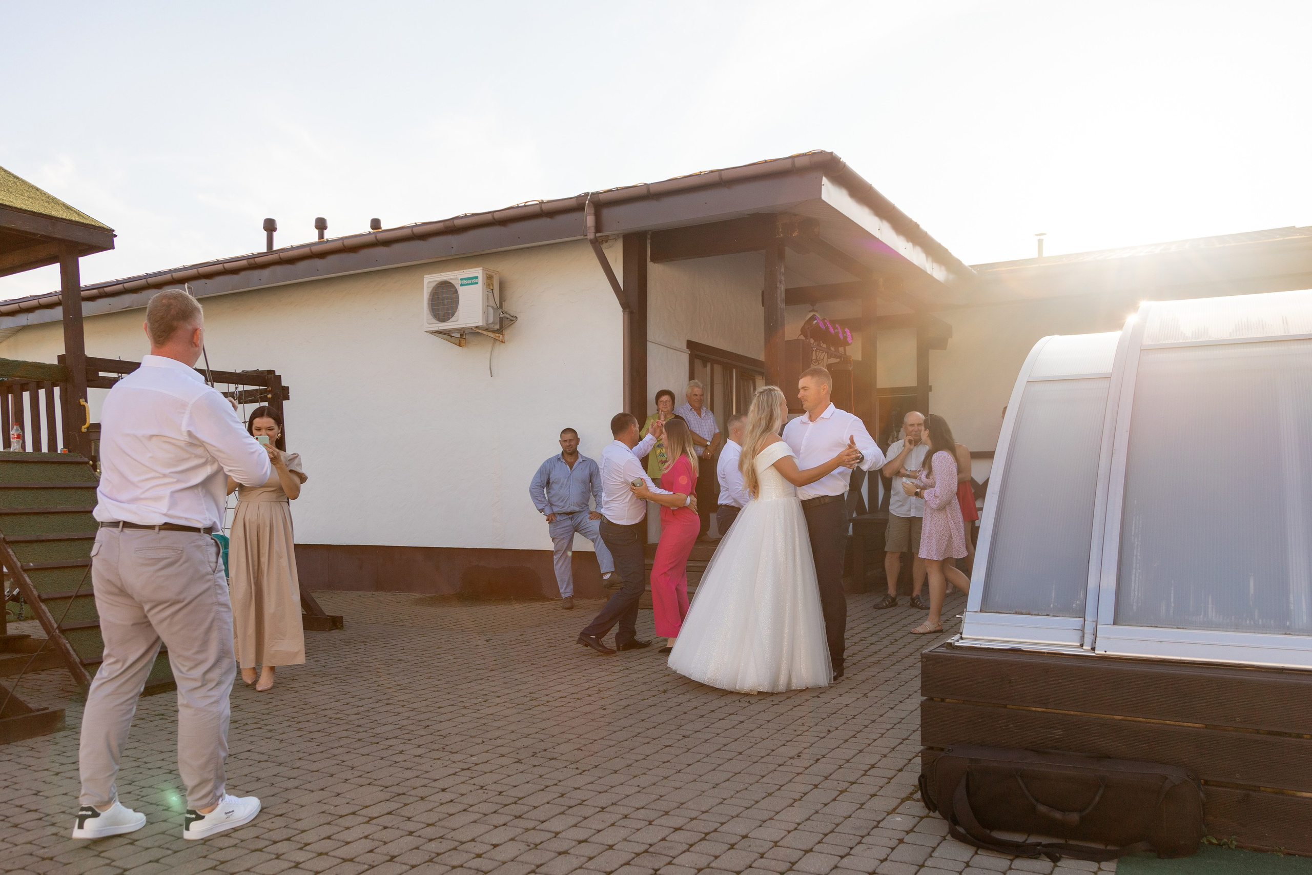 Свадебная фотосессия Дениса и Юли. Профессиональный интерьерный и репортажный фотограф Минск и РБ. Максим Орлов