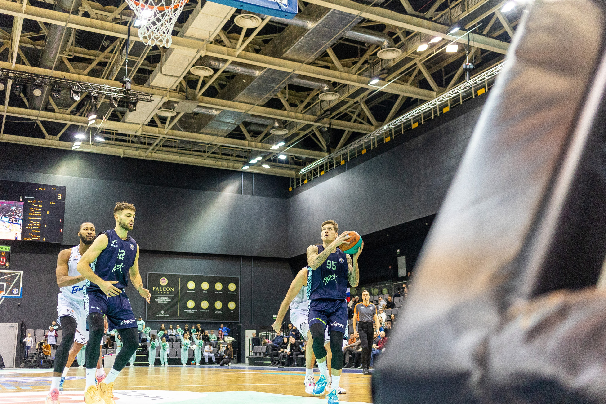 Баскетбол. Лучшие кадры. Минск — Енисей. 11.12.2023. Профессиональный интерьерный и репортажный фотограф Минск и РБ. Максим Орлов