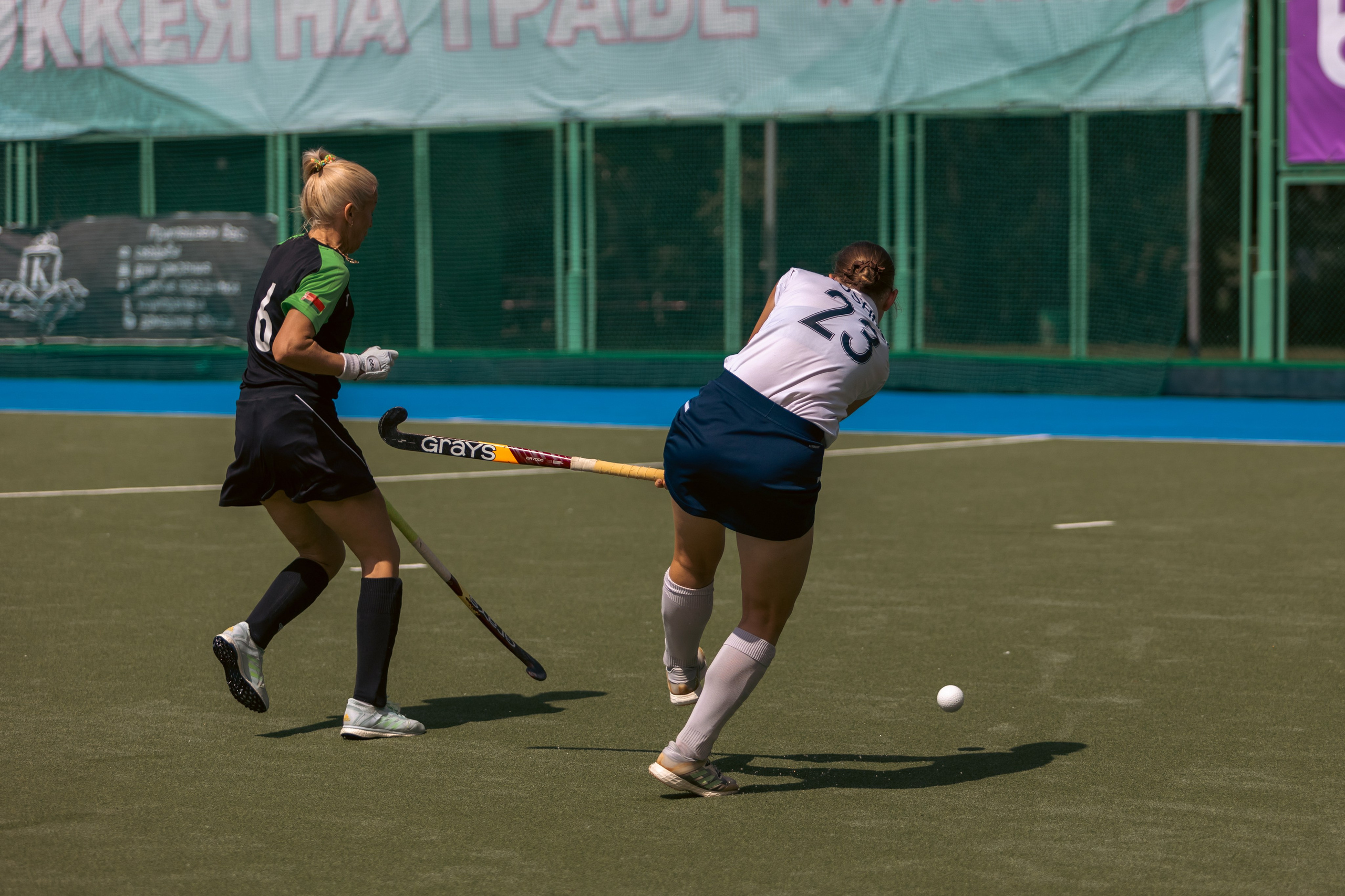 Хоккей на траве. Девушки. Минск — Текстильщик 29.052024. Профессиональный интерьерный и репортажный фотограф Минск и РБ. Максим Орлов