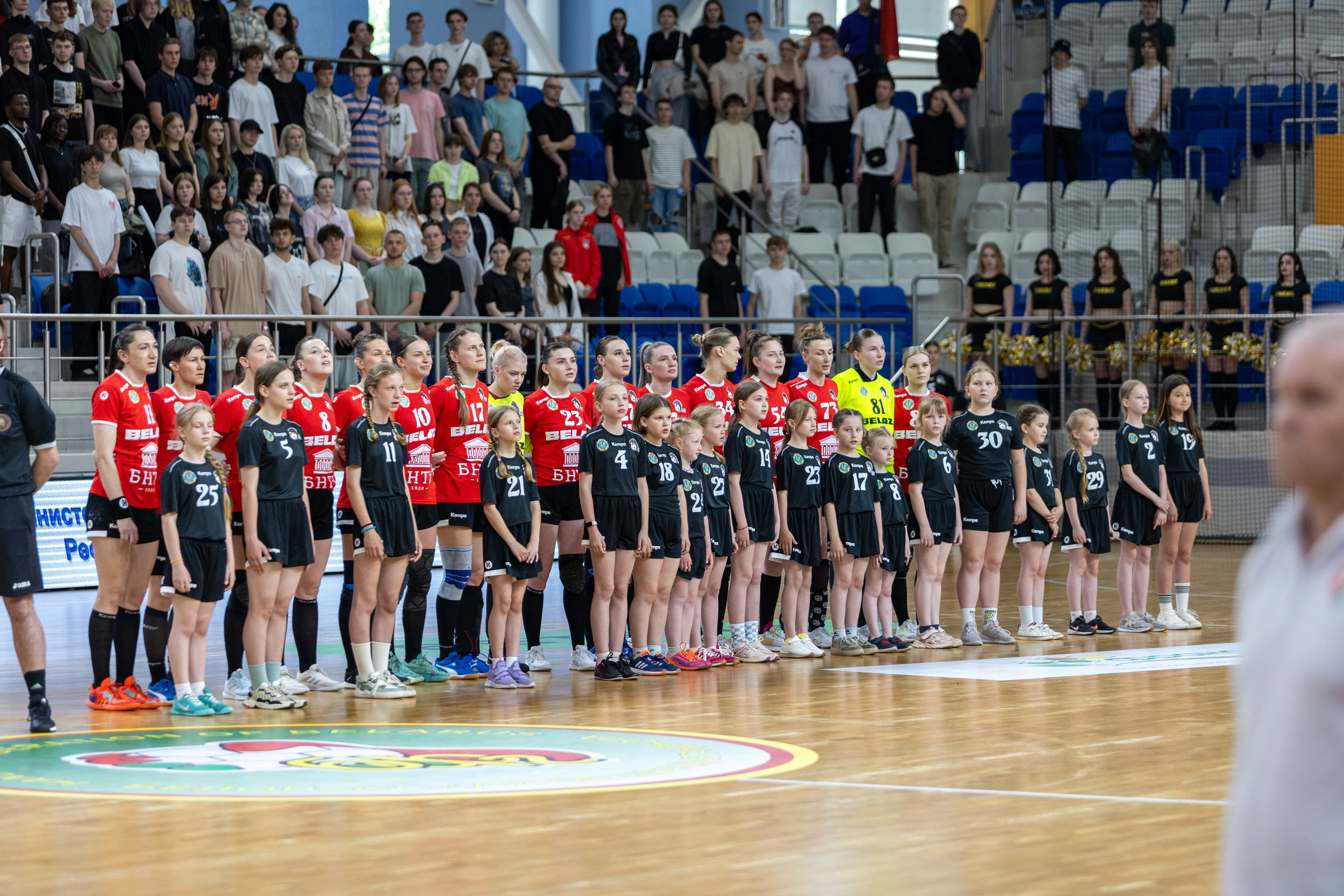 Гандбол. Финал. БНТУ — Гомель. 25.05.2024. Профессиональный интерьерный и репортажный фотограф Минск и РБ. Максим Орлов