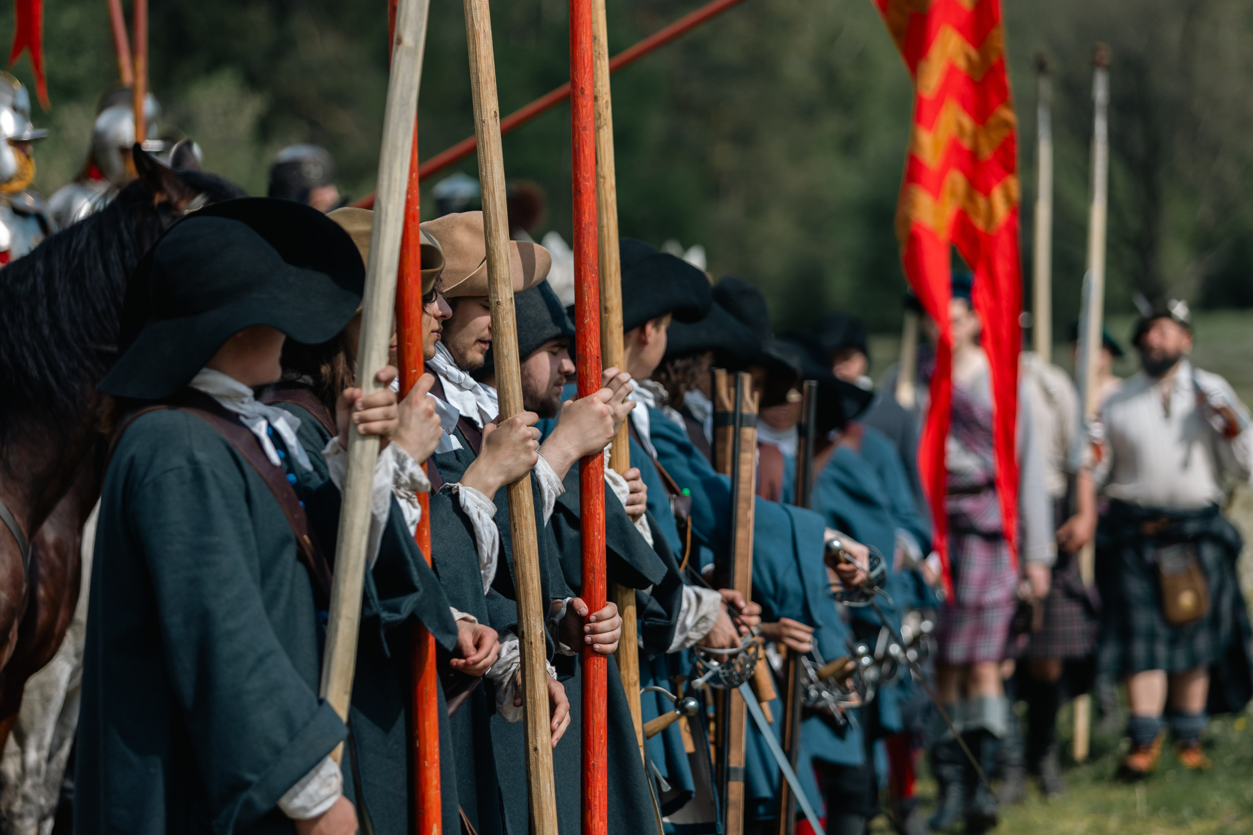 Золотая шпора. Маневры 17 века. Профессиональный интерьерный и репортажный фотограф Минск и РБ. Максим Орлов