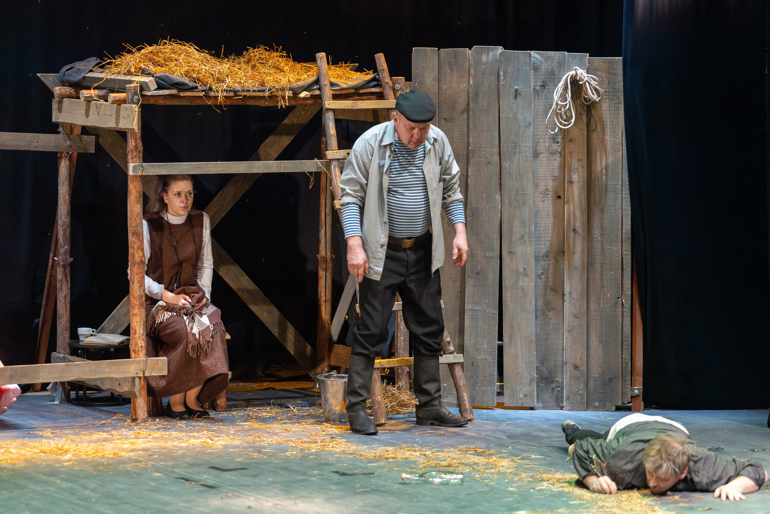 Театр белорусской армии «Очень простая история». Профессиональный интерьерный и репортажный фотограф Минск и РБ. Максим Орлов