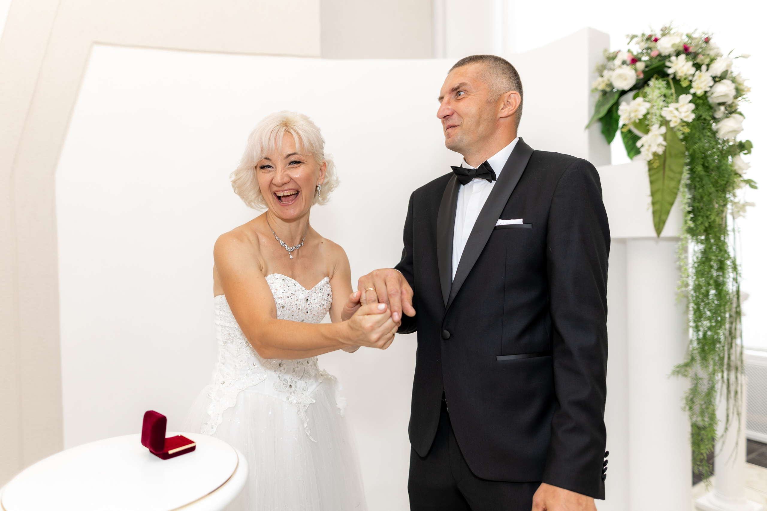 Свадебная фотосессия Андрея и Елены. Профессиональный интерьерный и репортажный фотограф Минск и РБ. Максим Орлов