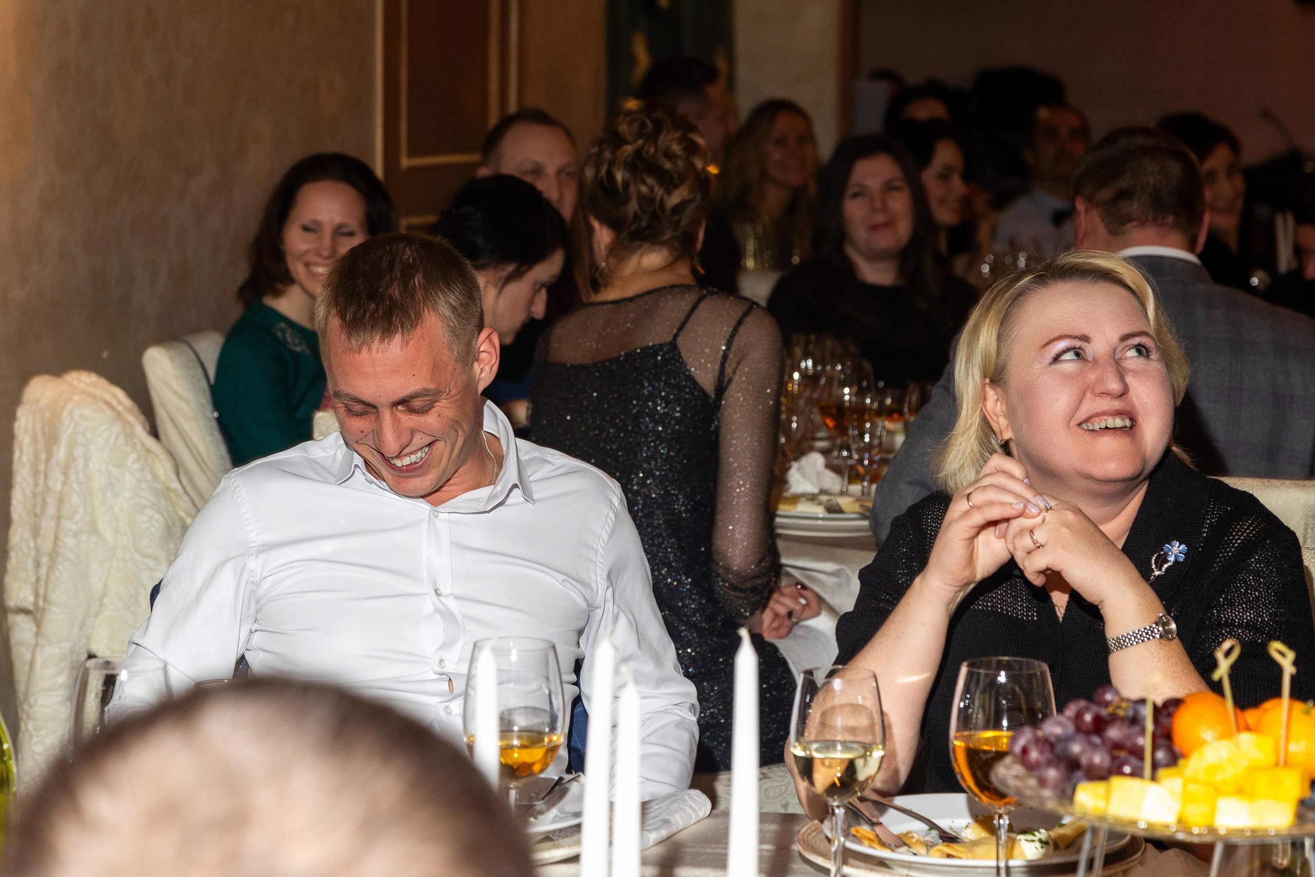 Новогодний корпоратив. Профессиональный интерьерный и репортажный фотограф Минск и РБ. Максим Орлов