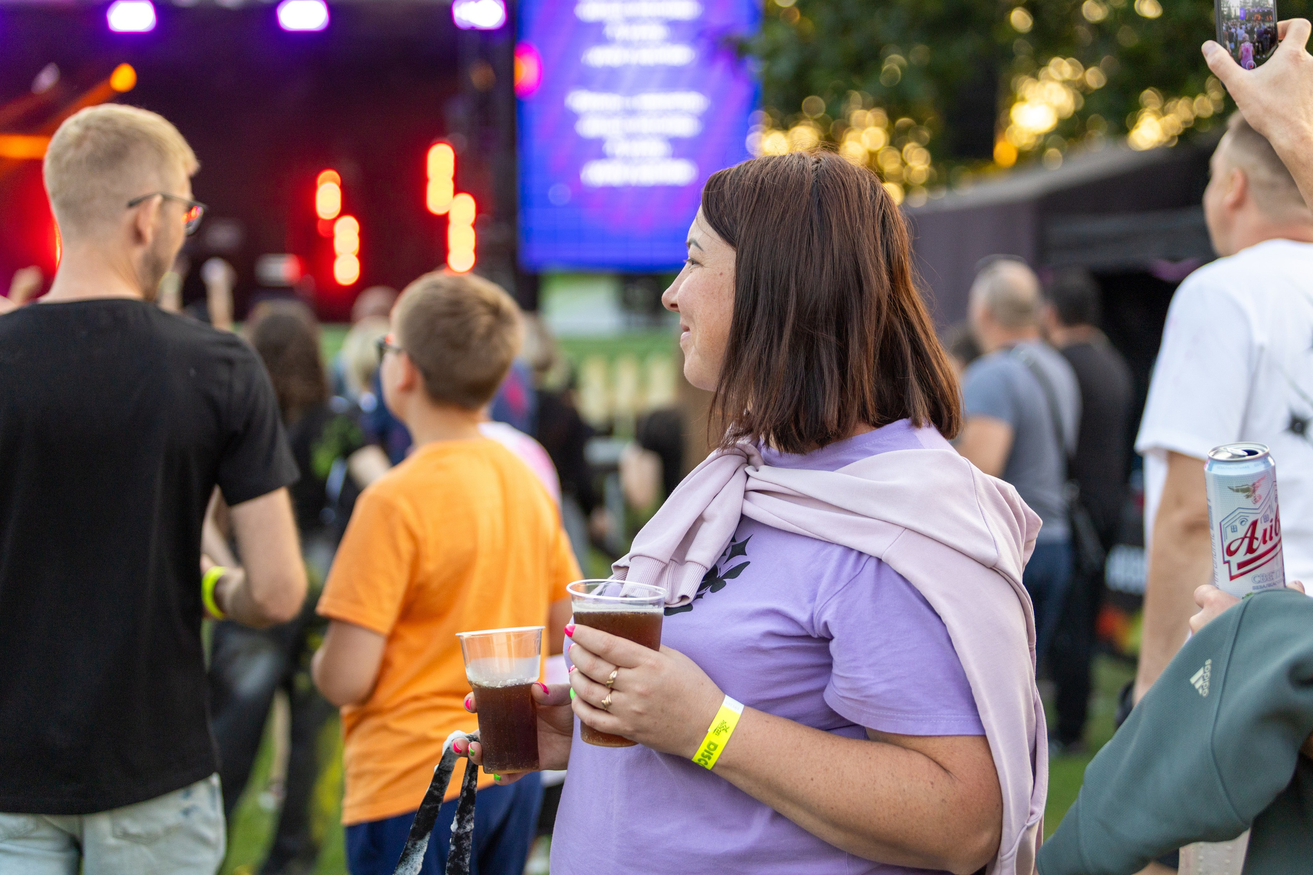 Дискохит. Профессиональный интерьерный и репортажный фотограф Минск и РБ. Максим Орлов