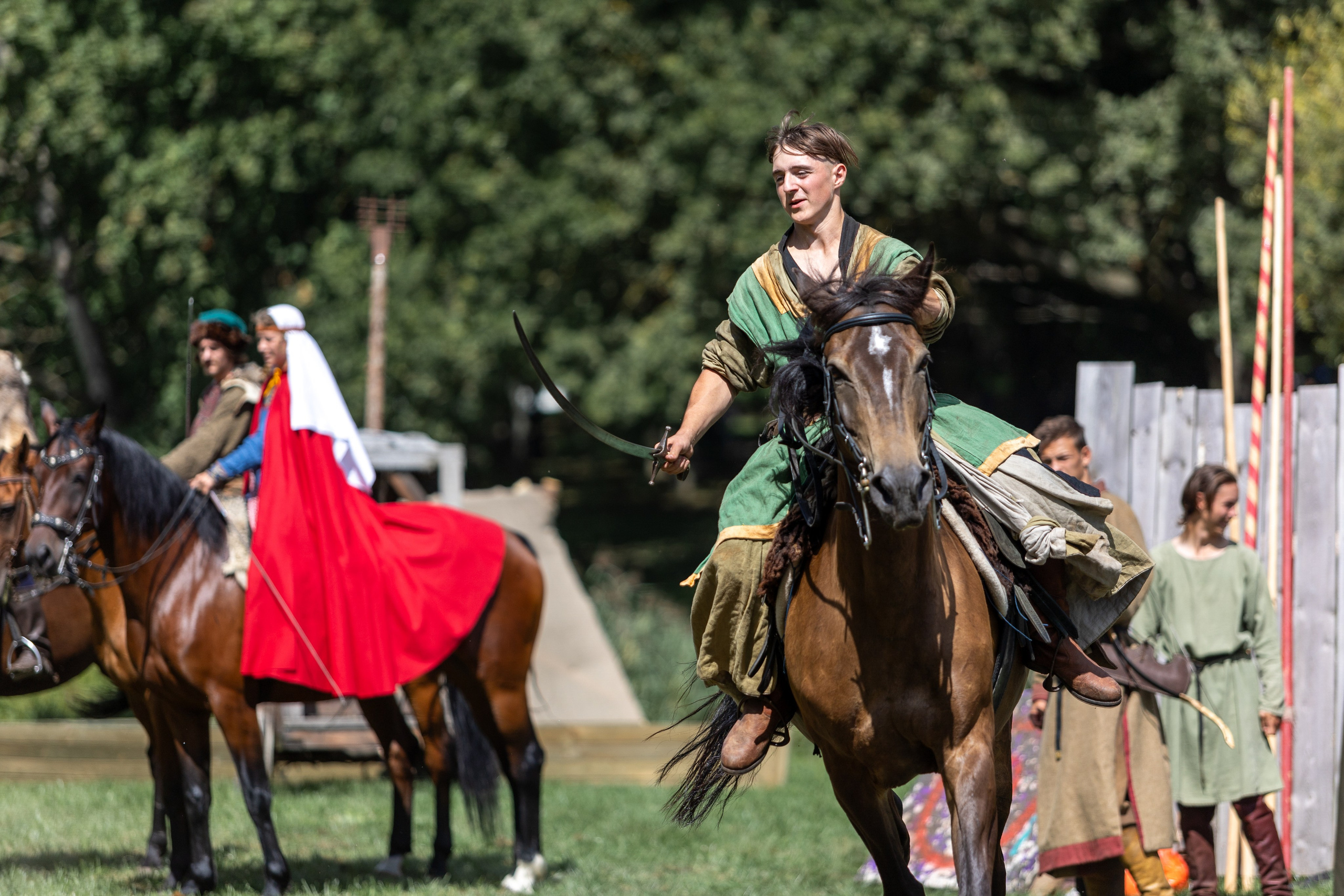 Ежегодный фестиваль средневековья в Дукоре. Профессиональный интерьерный и репортажный фотограф Минск и РБ. Максим Орлов
