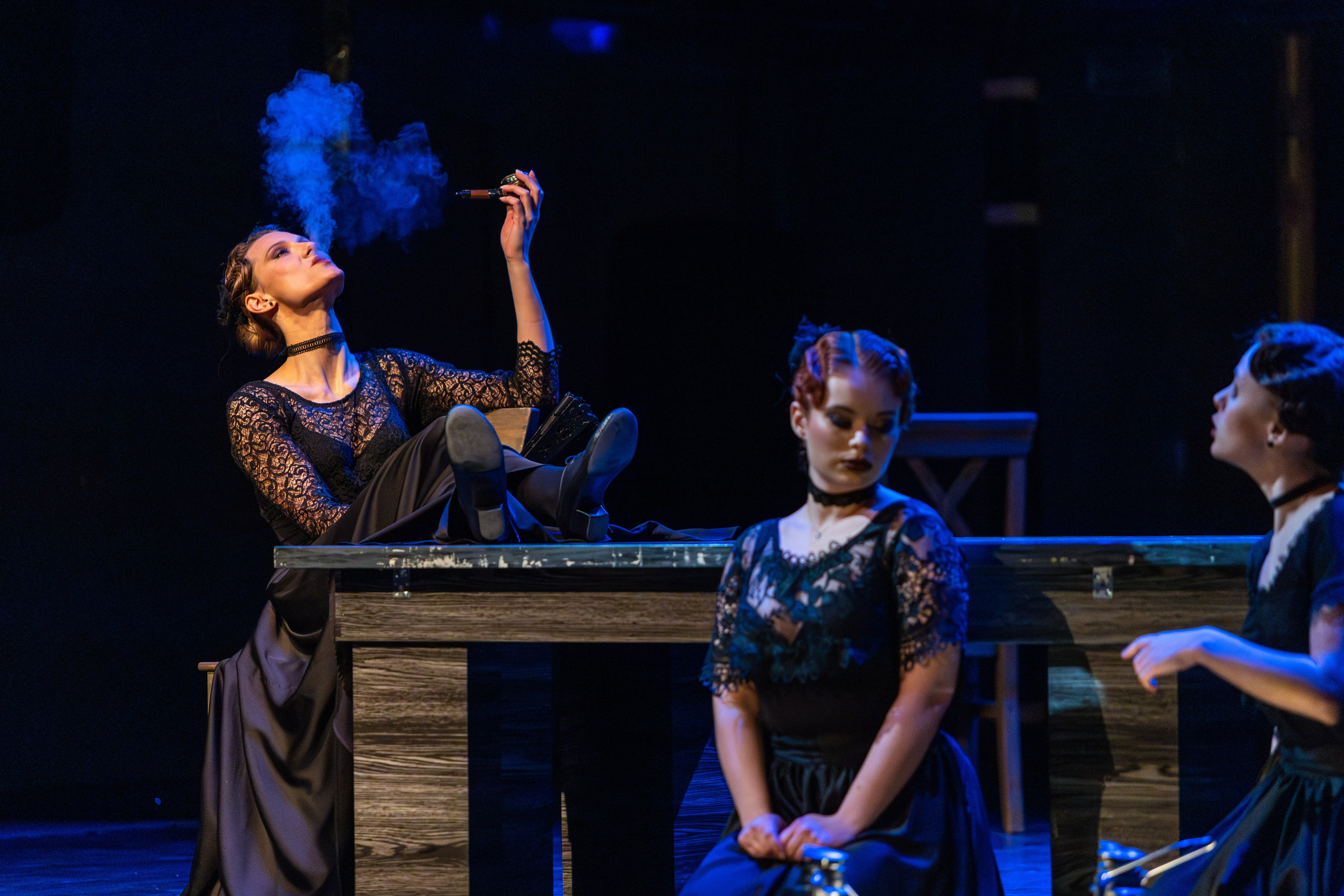 Новый театр «Дом Бернарды Альбы». Профессиональный интерьерный и репортажный фотограф Минск и РБ. Максим Орлов