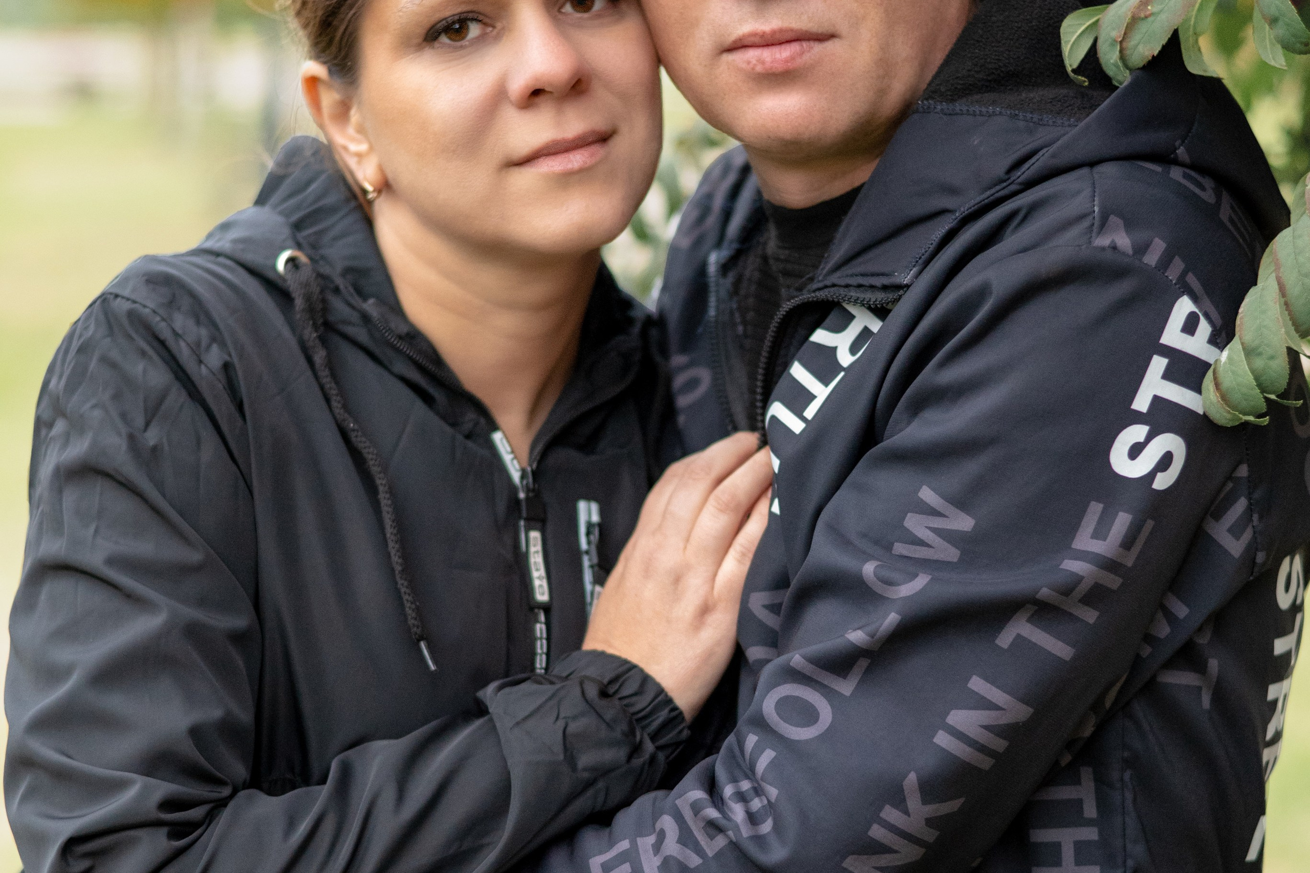 Руслан с семьей. Профессиональный интерьерный и репортажный фотограф Минск и РБ. Максим Орлов