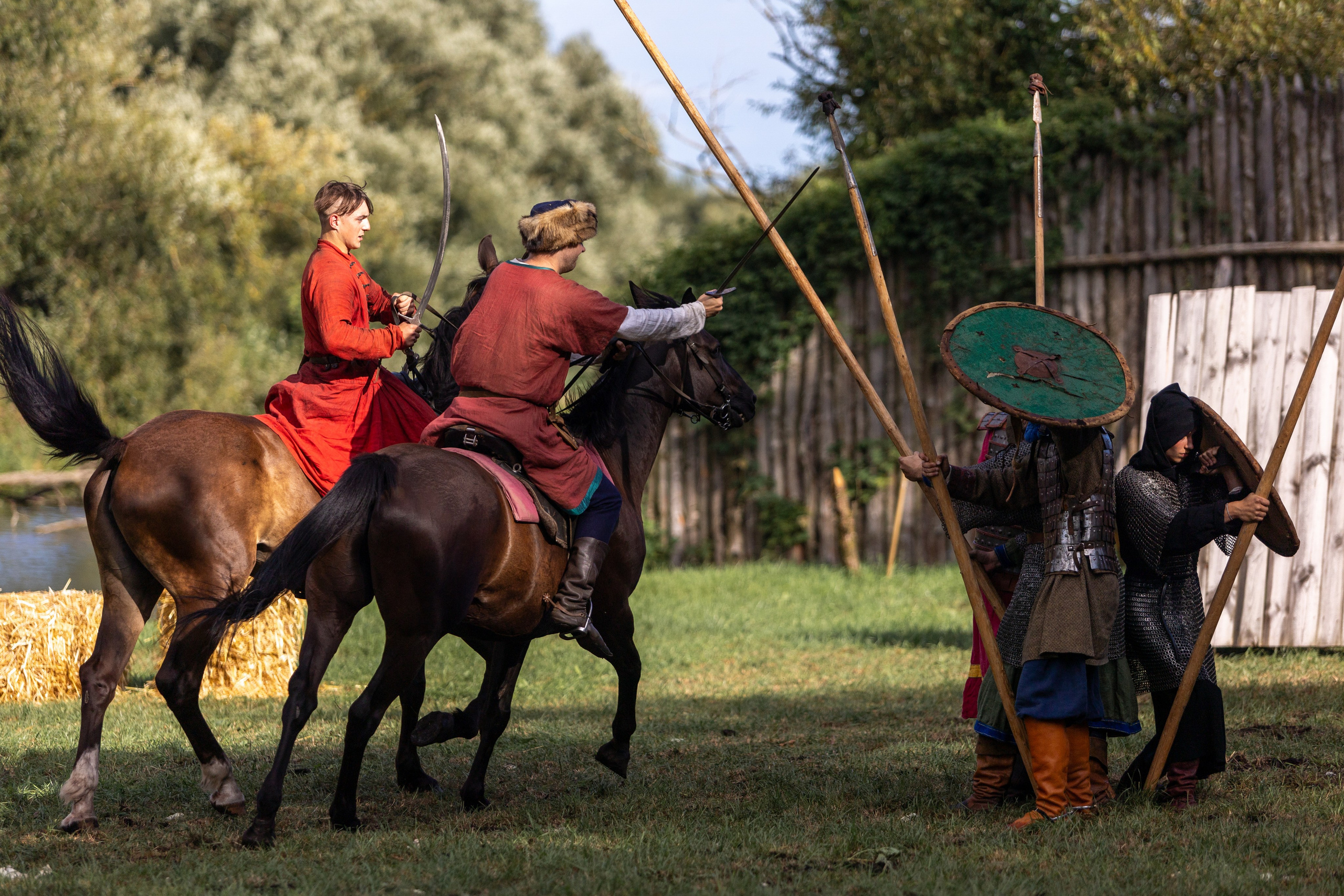 Ежегодный фестиваль средневековья в Дукоре. Профессиональный интерьерный и репортажный фотограф Минск и РБ. Максим Орлов