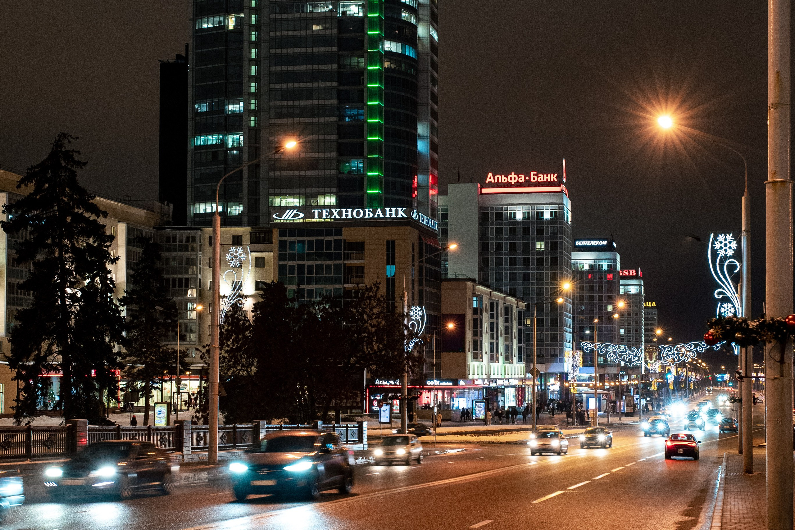 Фотосъемка на улицах. Профессиональный интерьерный и репортажный фотограф Минск и РБ. Максим Орлов