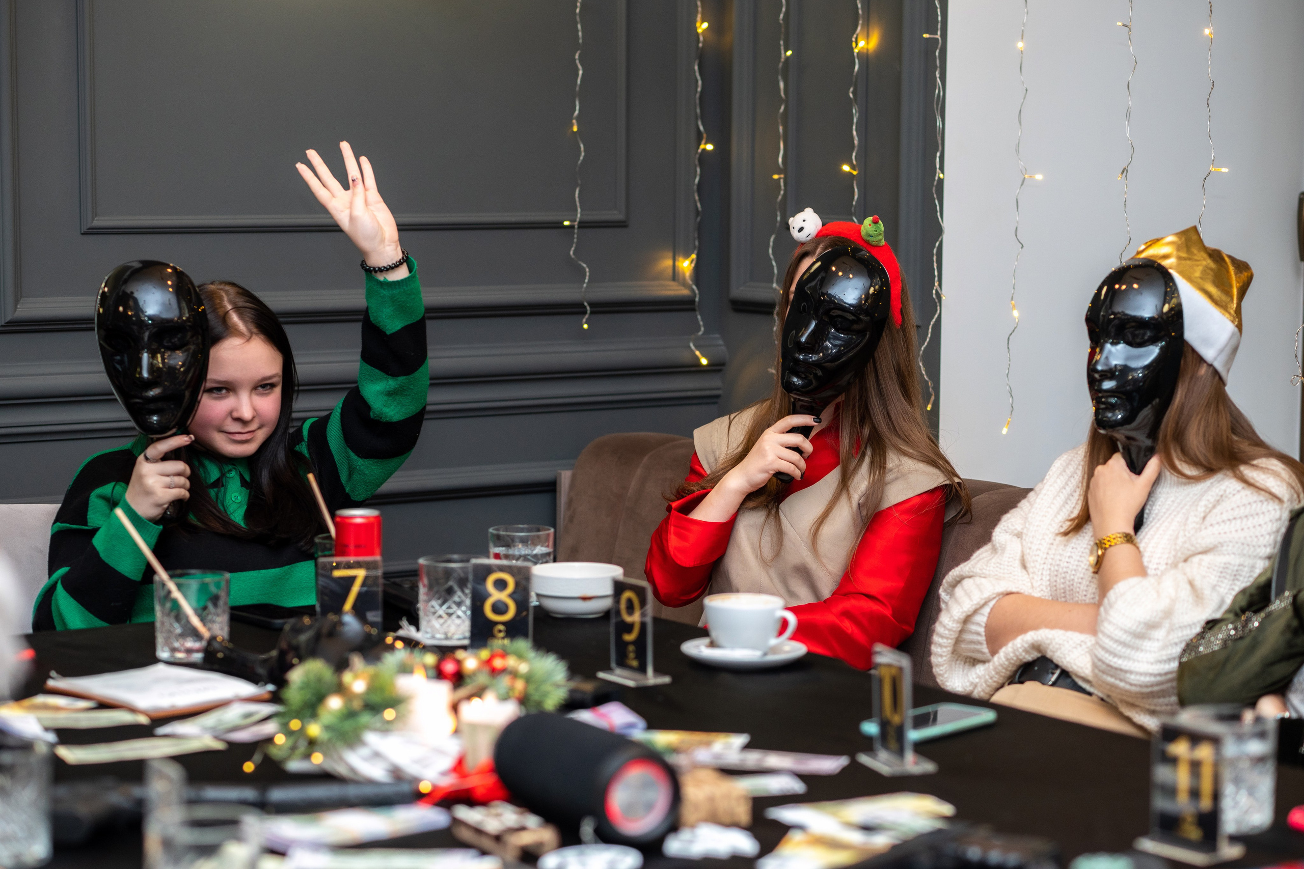 Игра «Мафия». Профессиональный интерьерный и репортажный фотограф Минск и РБ. Максим Орлов