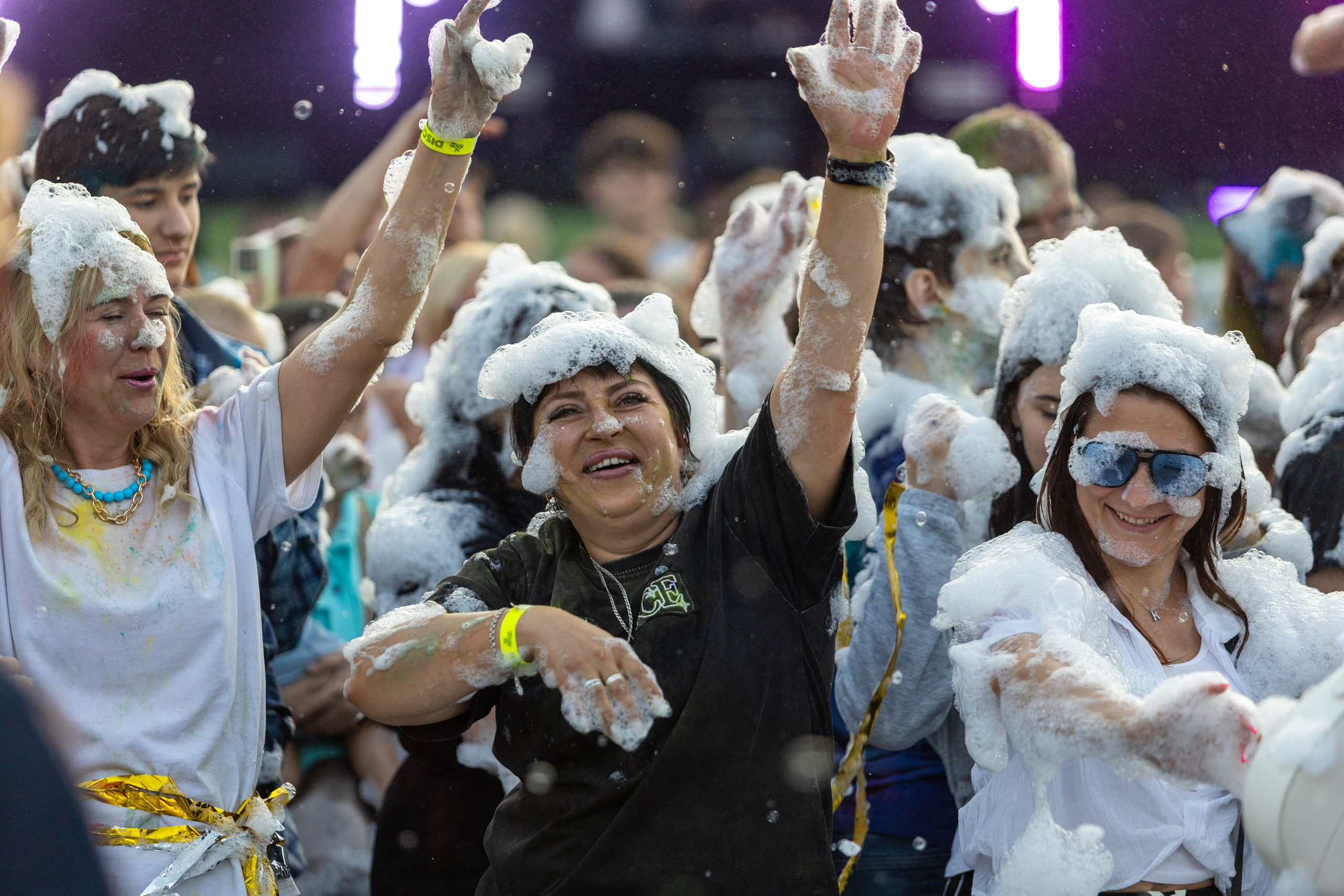 Дискохит. Профессиональный интерьерный и репортажный фотограф Минск и РБ. Максим Орлов