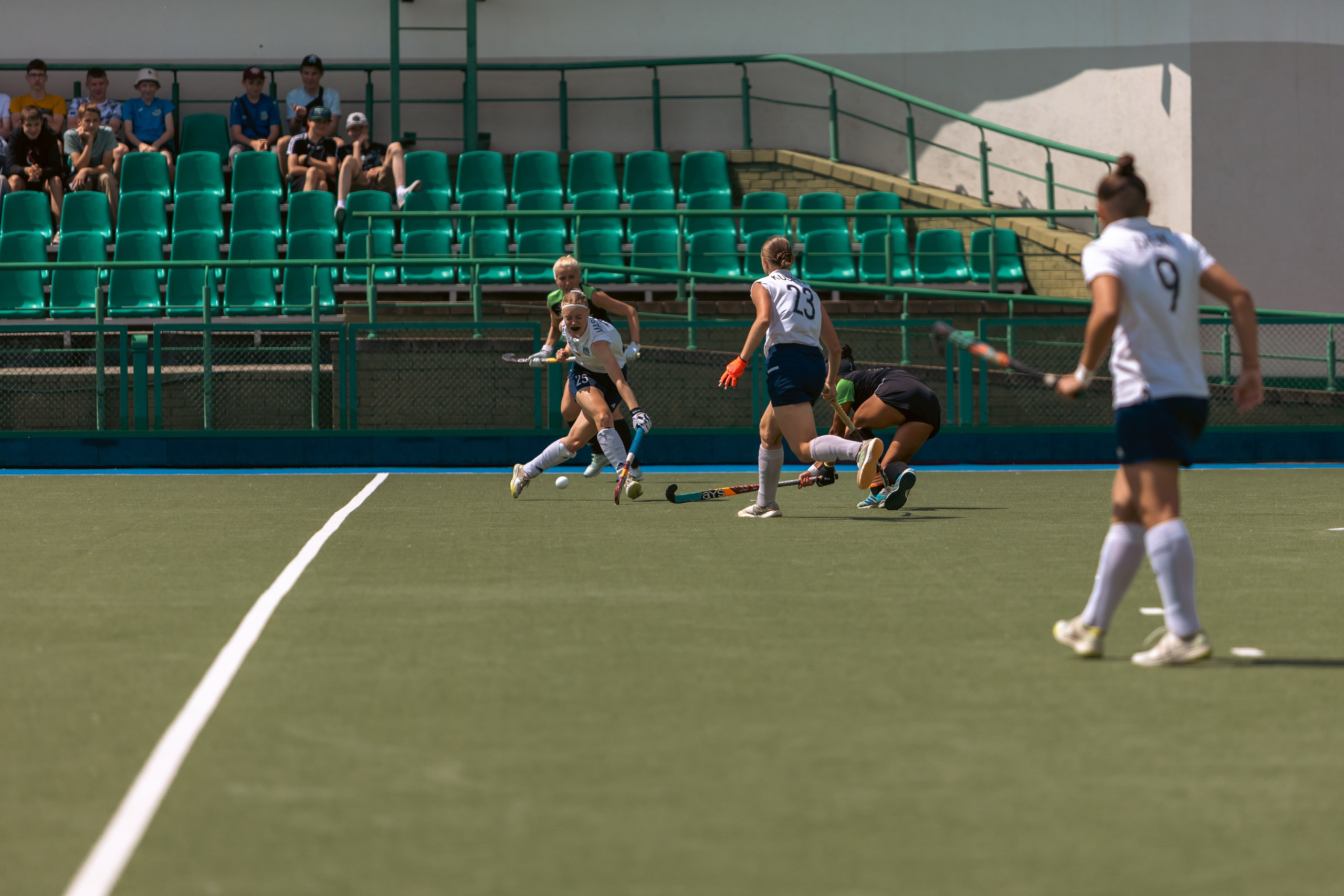 Хоккей на траве. Девушки. Минск — Текстильщик 29.052024. Профессиональный интерьерный и репортажный фотограф Минск и РБ. Максим Орлов