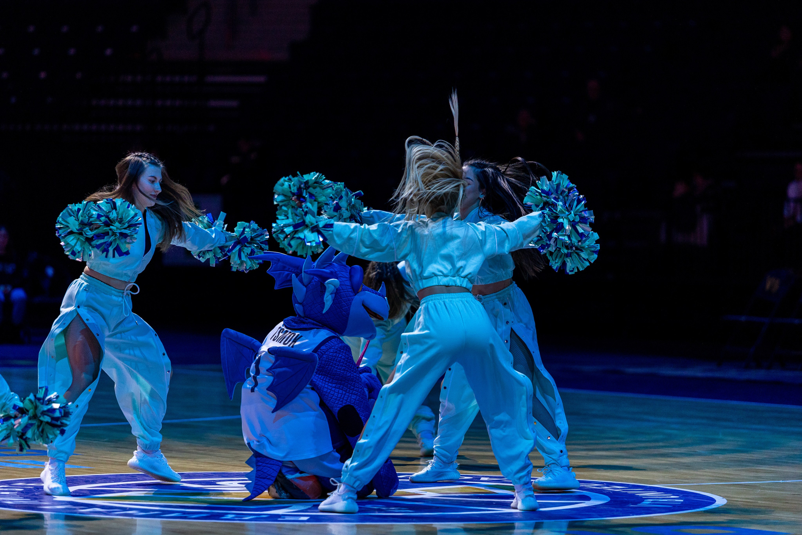 Баскетбол. Лучшие кадры. Минск — Уралмаш 13.02.2024. Профессиональный интерьерный и репортажный фотограф Минск и РБ. Максим Орлов
